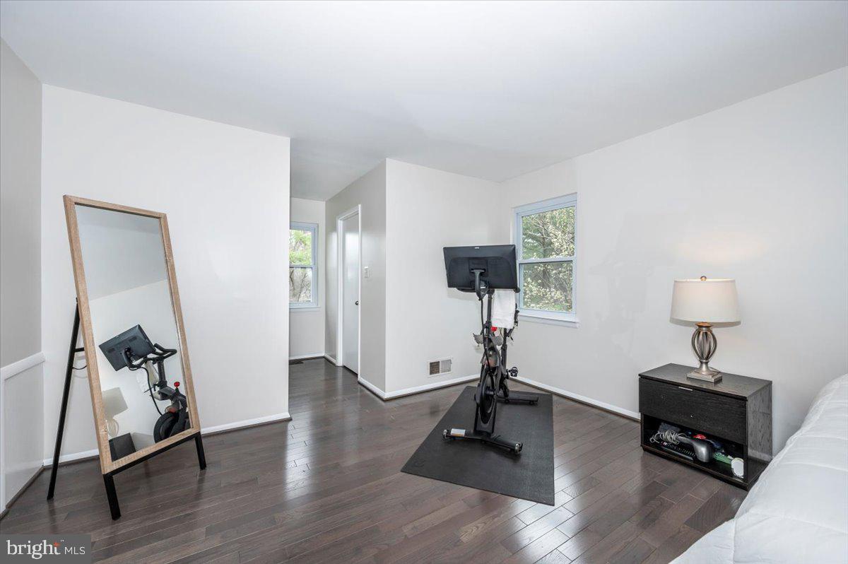 FLOWER HILL - Residential