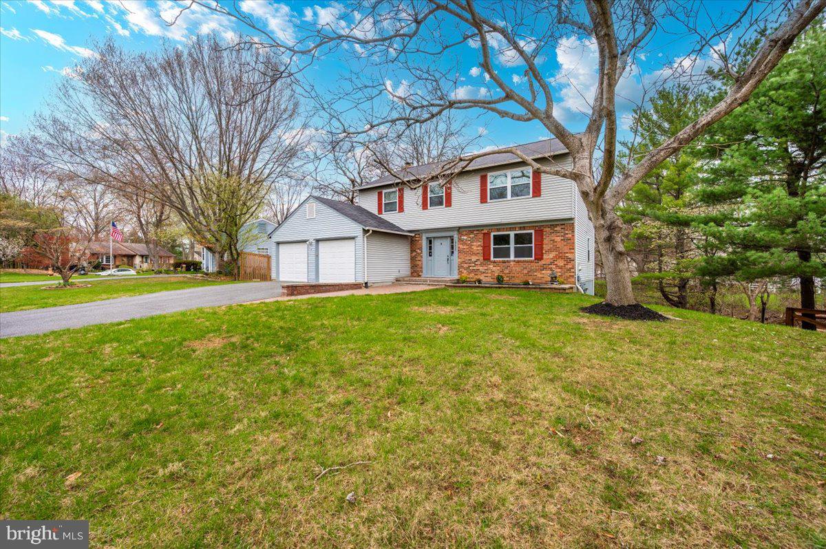 FLOWER HILL - Residential