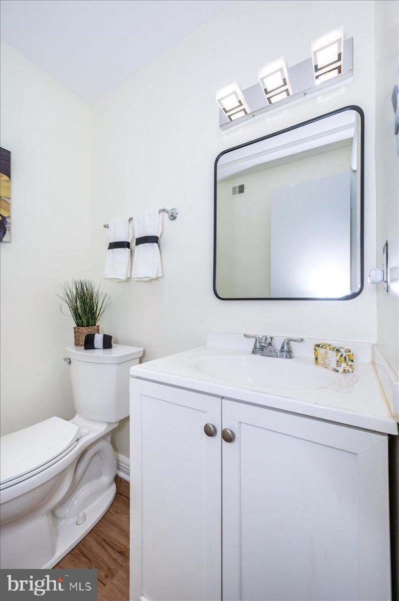 FLOWER HILL - Residential