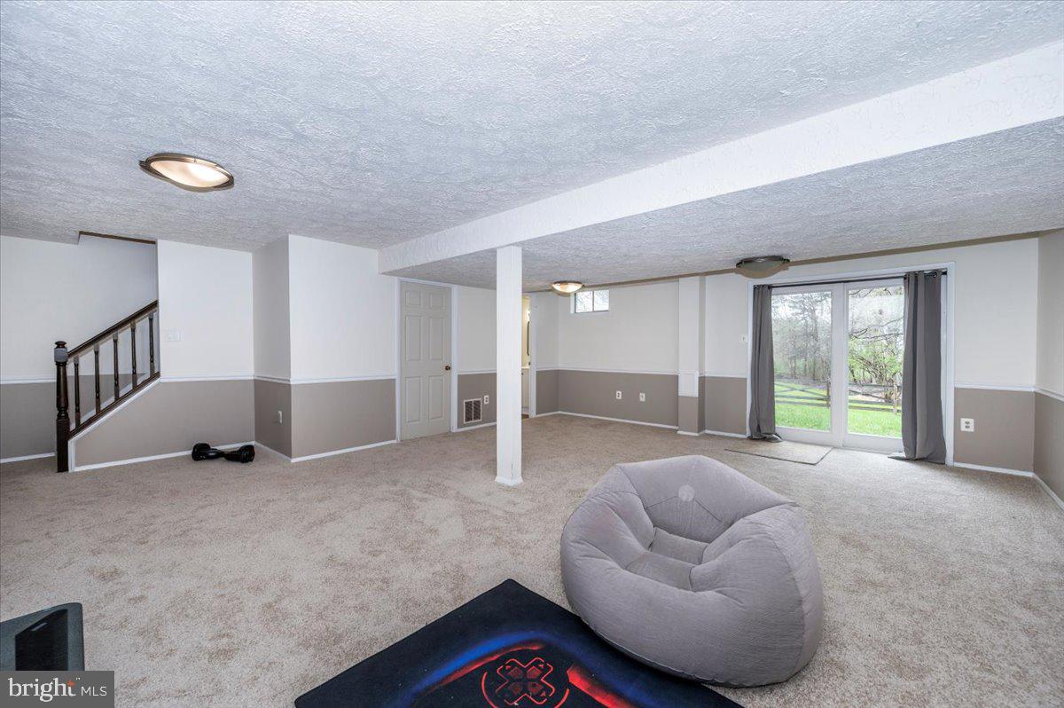 FLOWER HILL - Residential