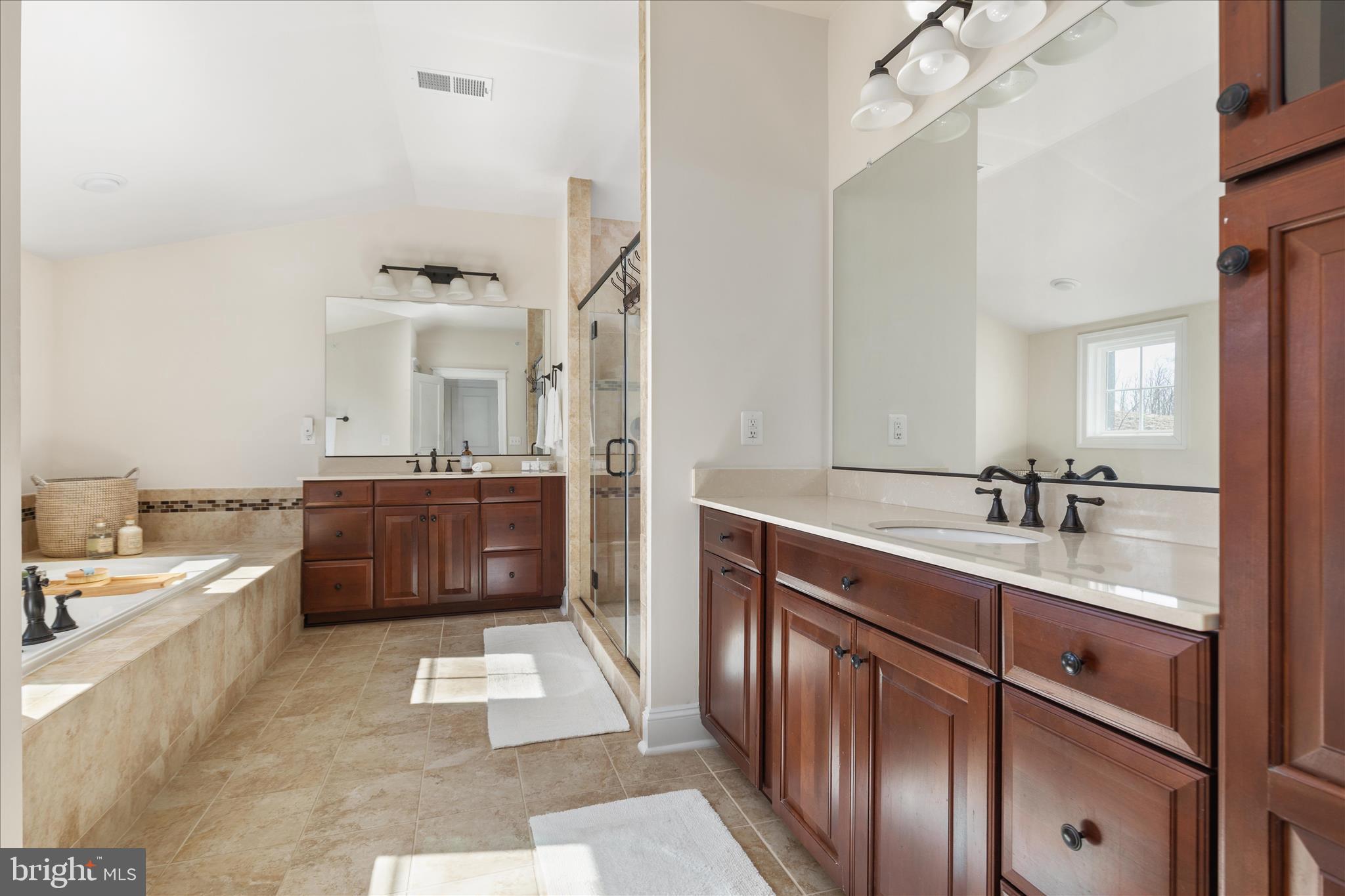 POTOMAC SHORES - Residential