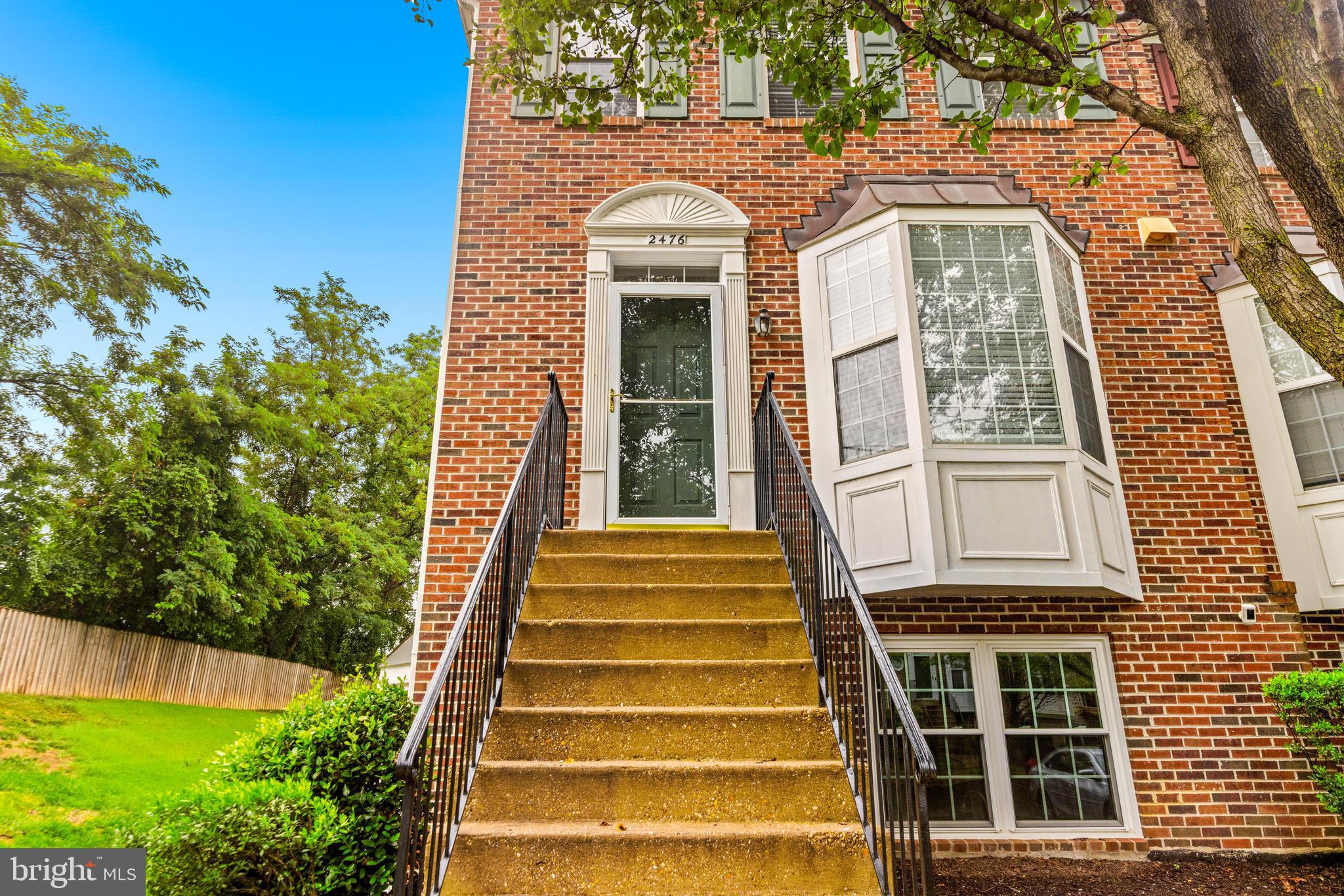 2476 MEDFORD COURT 20A