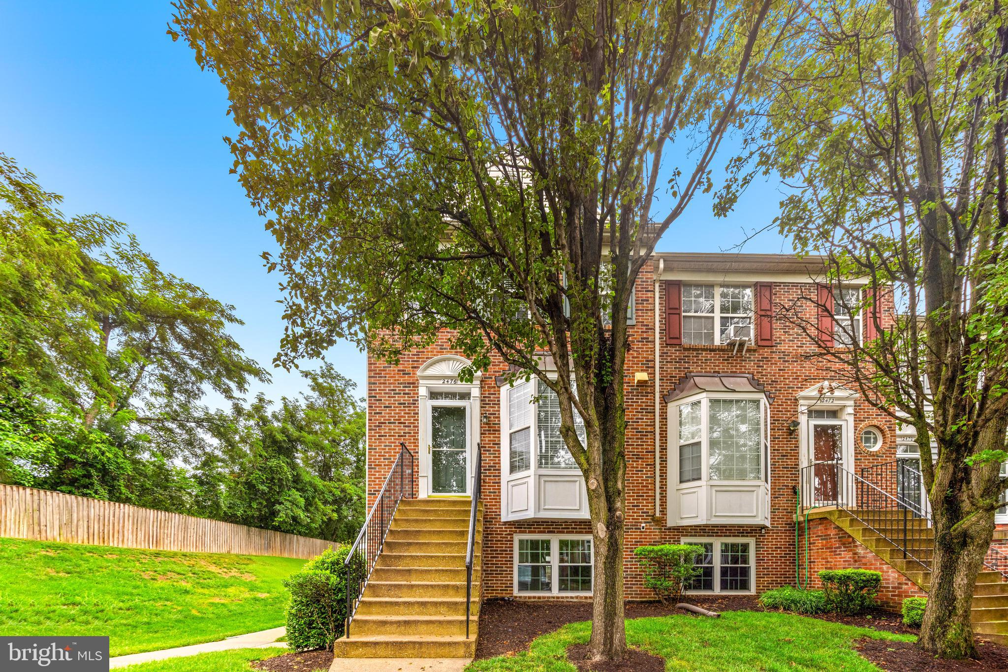 2476 MEDFORD COURT 20A