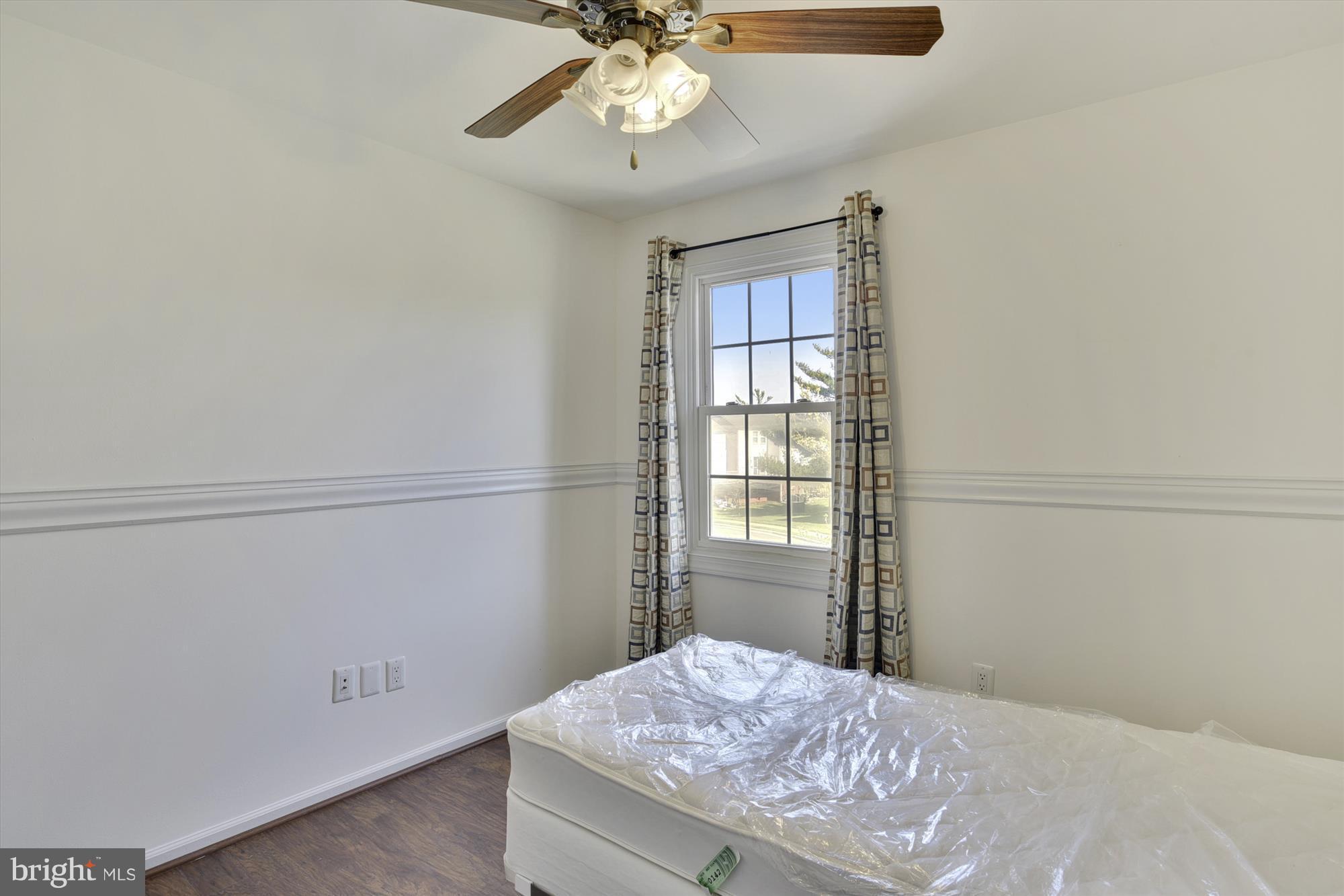 THE MEADOWS - Residential Lease