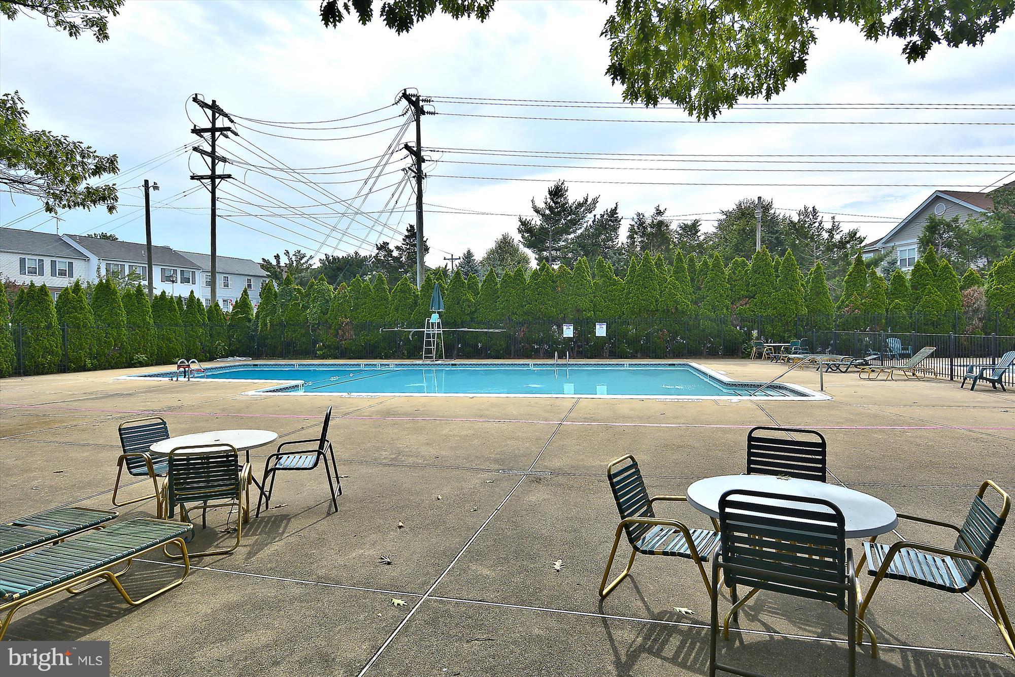 THE MEADOWS - Residential Lease