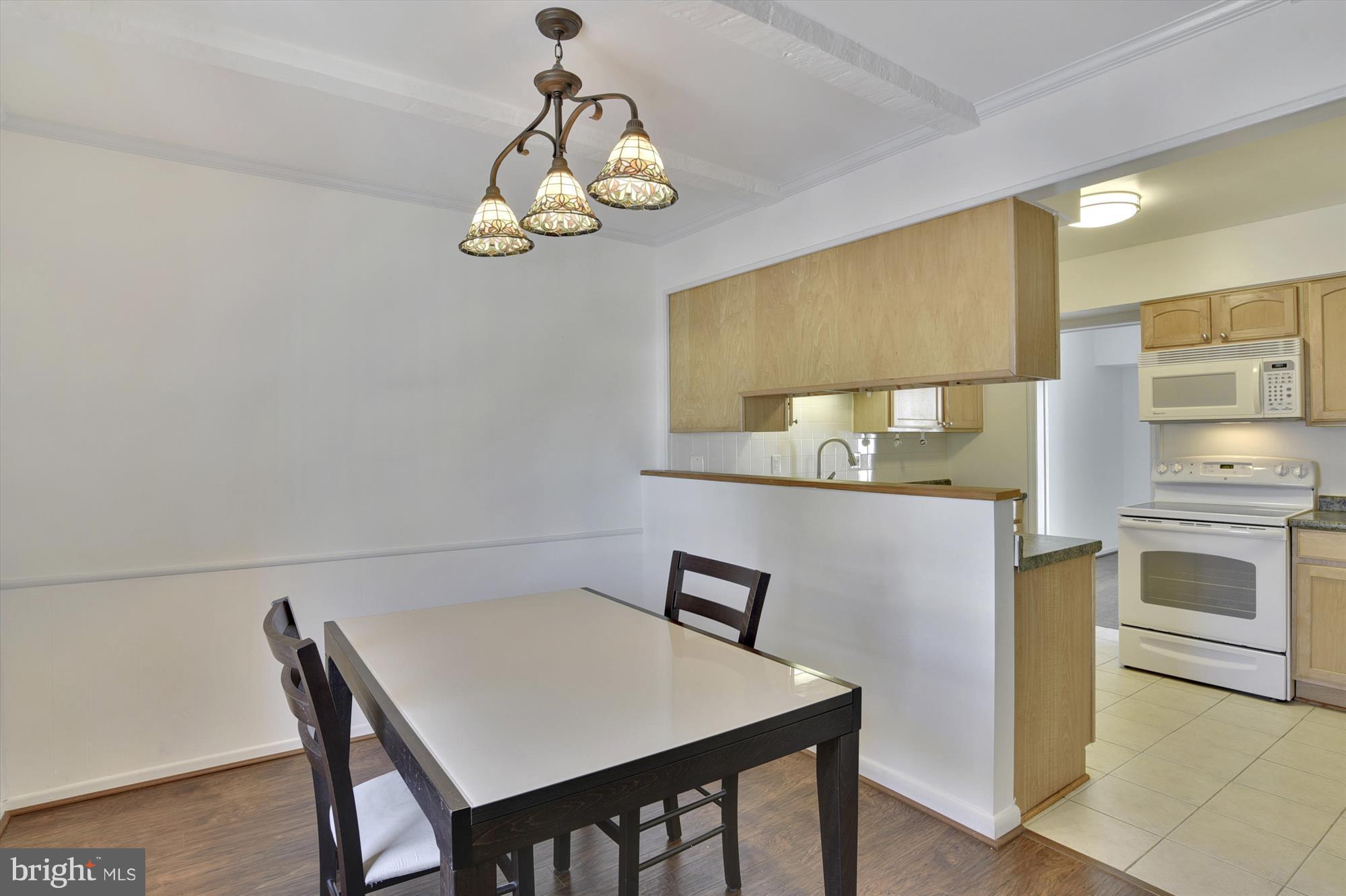 THE MEADOWS - Residential Lease