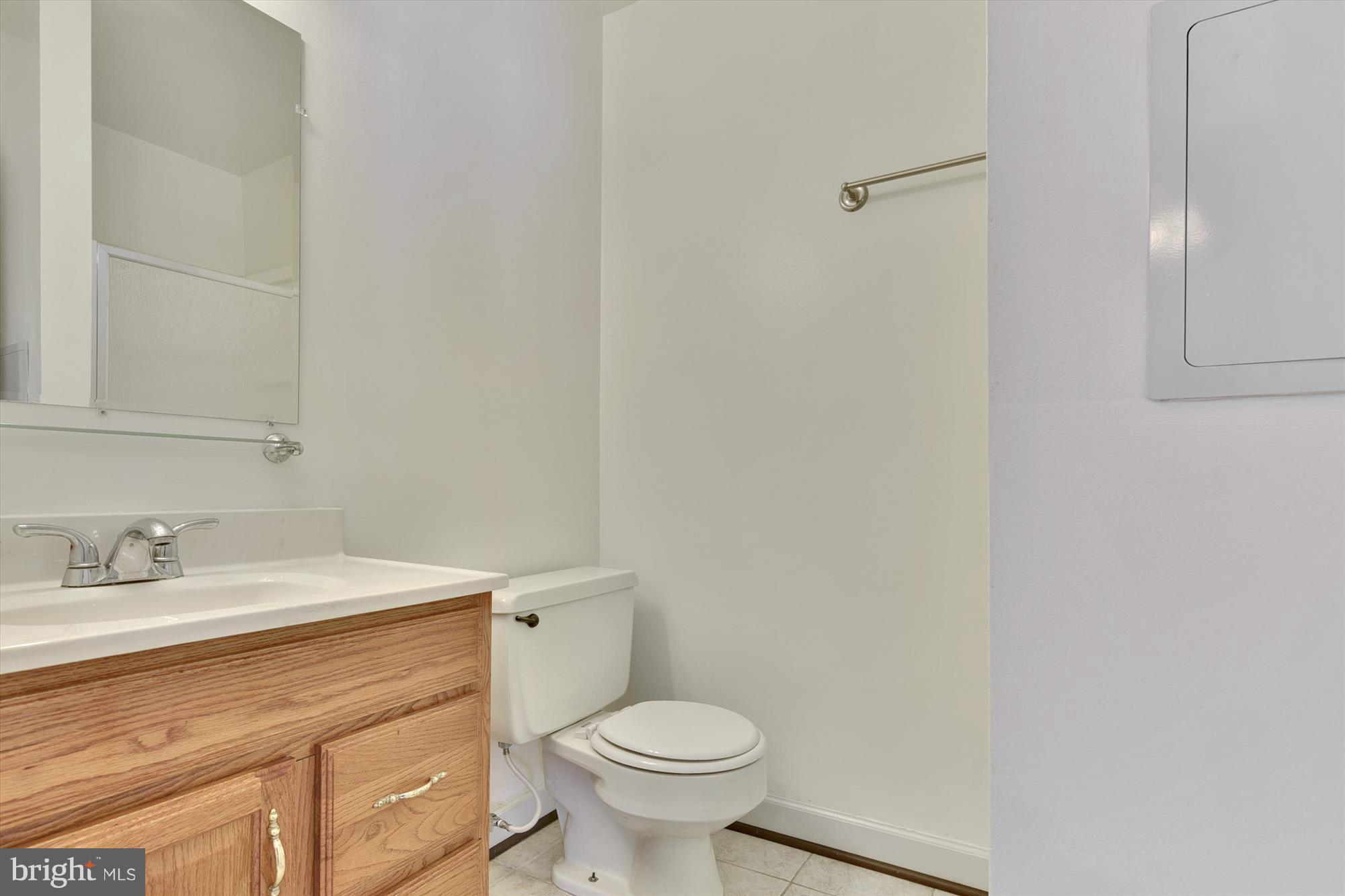 THE MEADOWS - Residential Lease