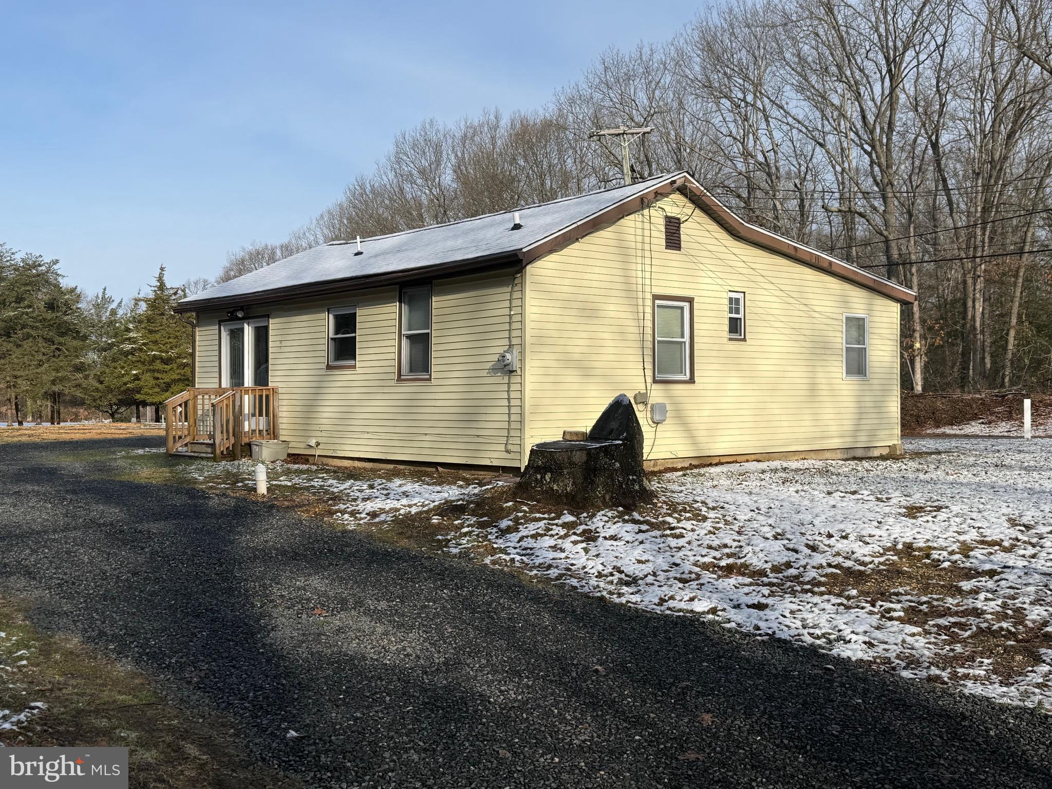 365 OLD DEERFIELD PIKE