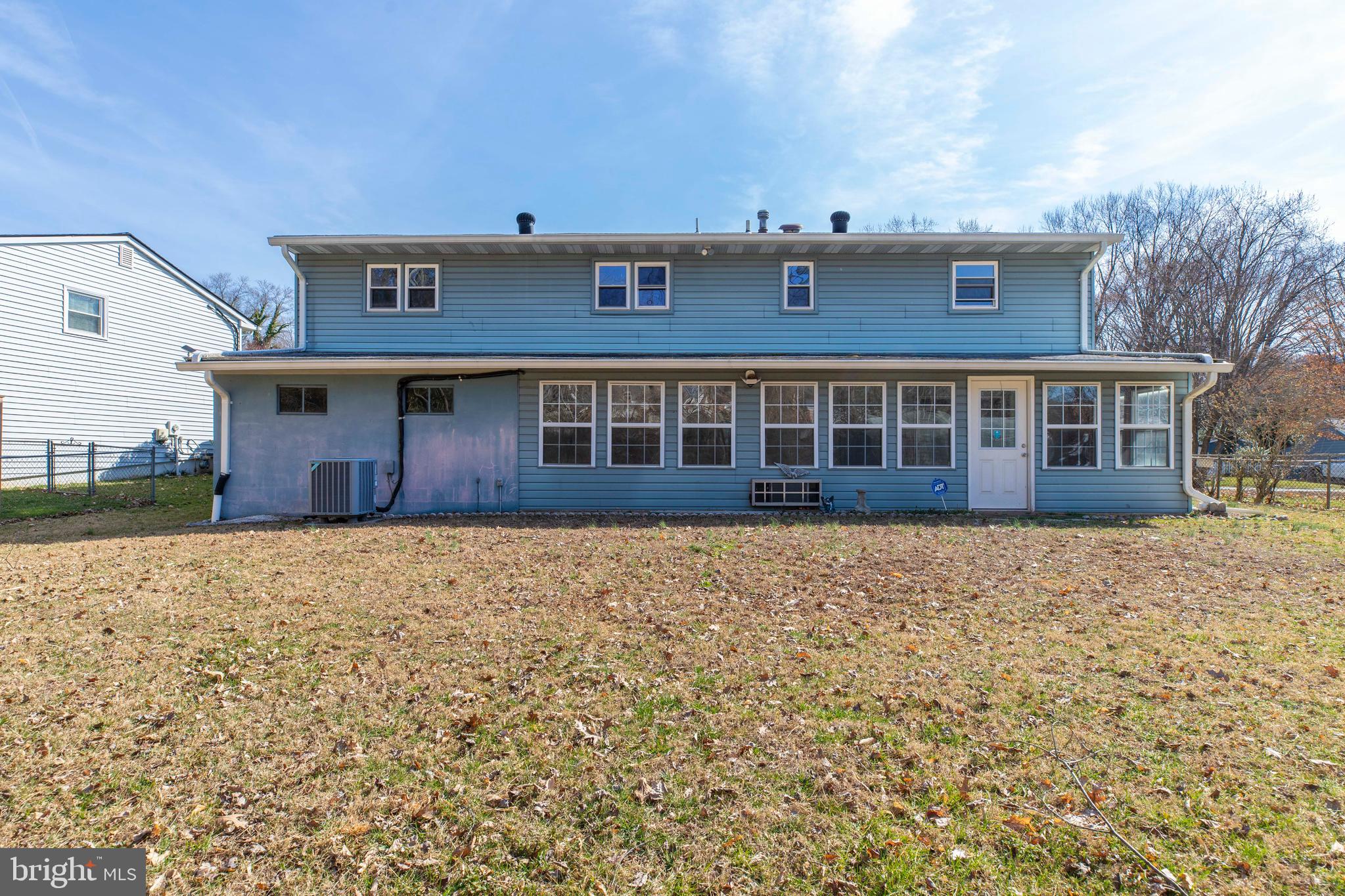 DALE CITY - Residential Lease