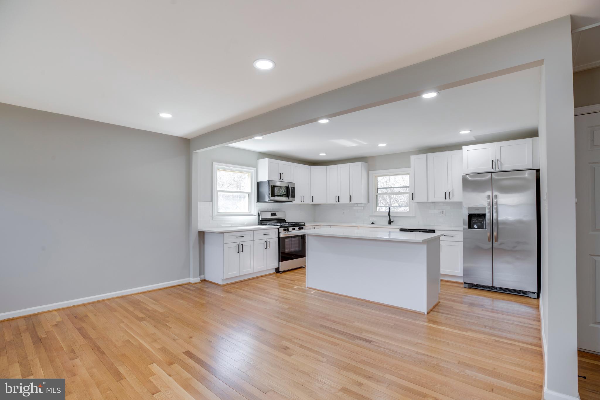 DALE CITY - Residential Lease