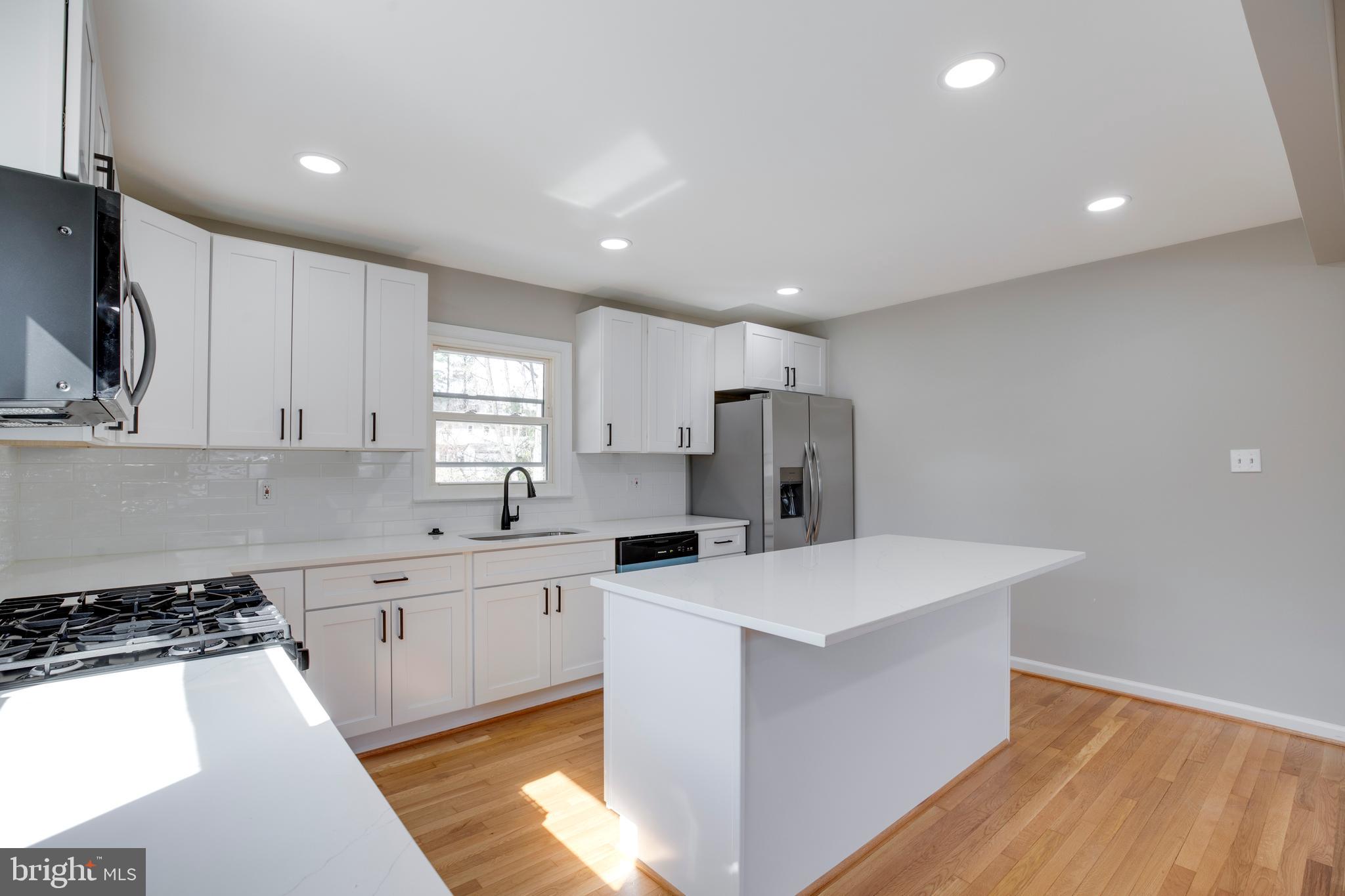 DALE CITY - Residential Lease