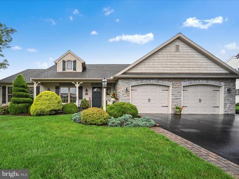 Photo of 991 Cambridge Drive, MANHEIM, PA 17545 (MLS # PALA2071632)