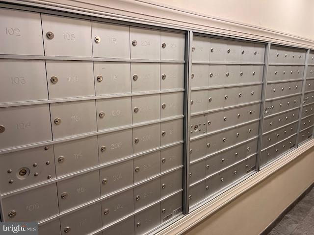 HOLLY HOUSE - Residential