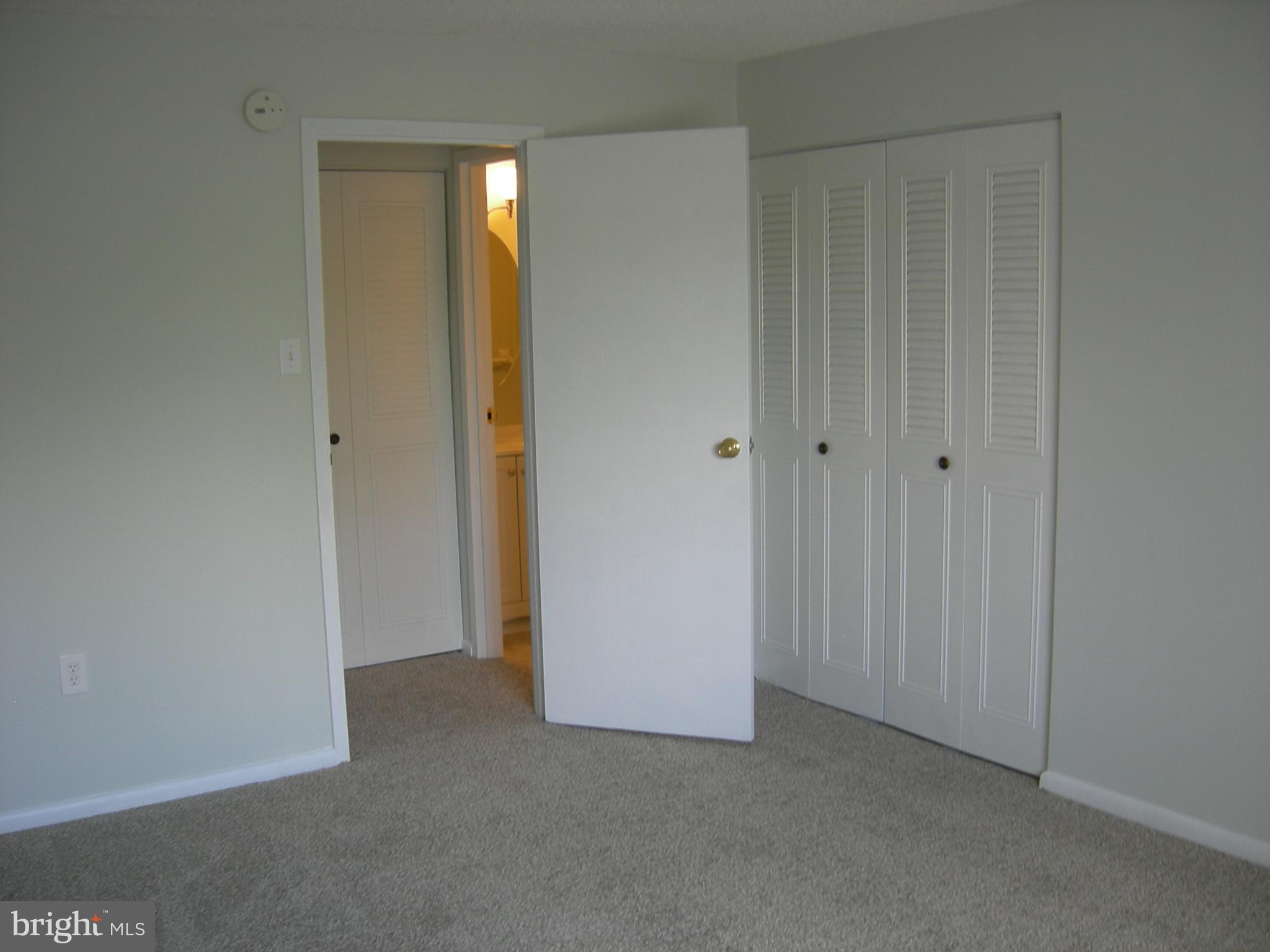 HOLLY HOUSE - Residential