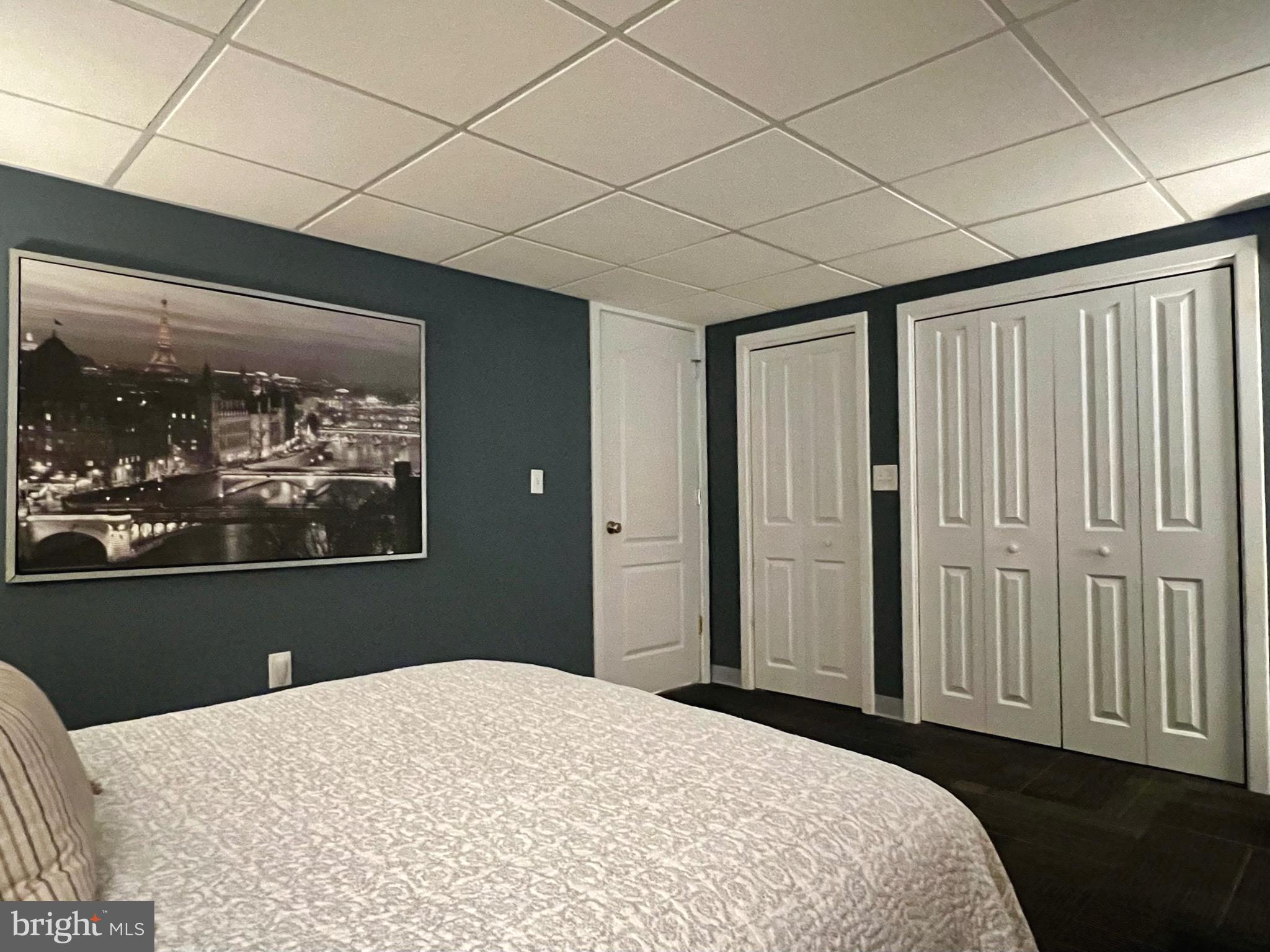 GLENN ACRES - Residential