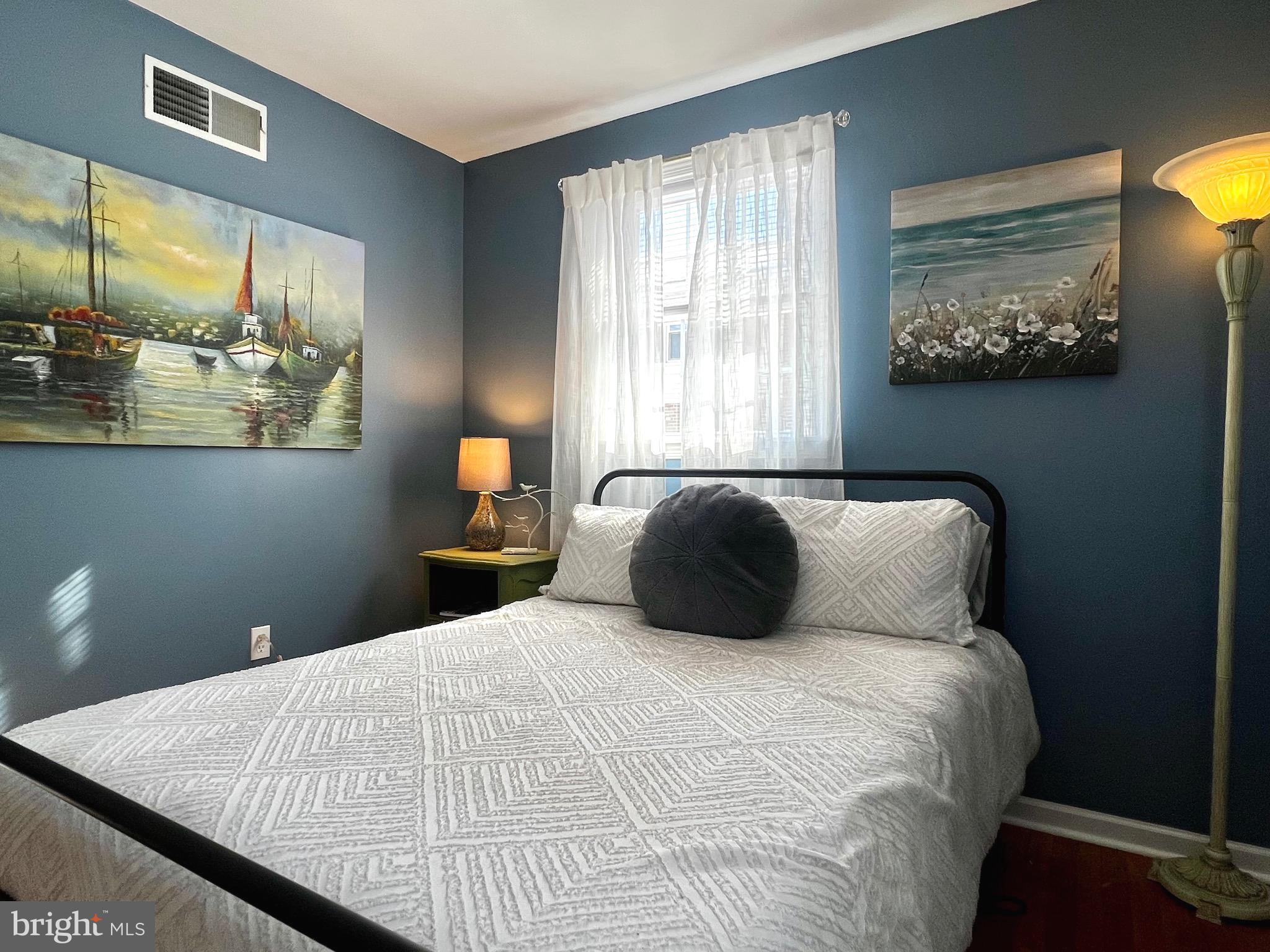 GLENN ACRES - Residential