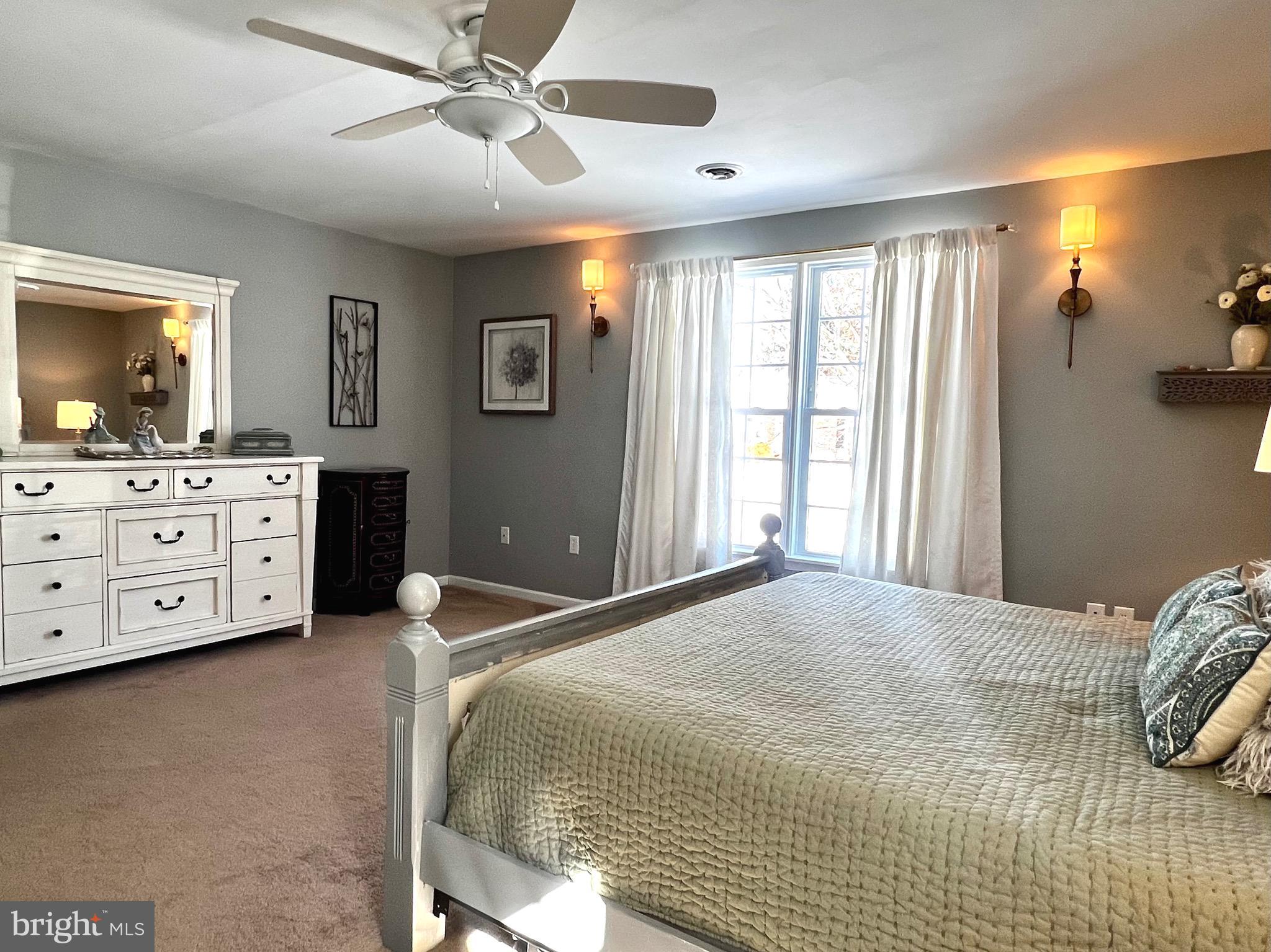 GLENN ACRES - Residential