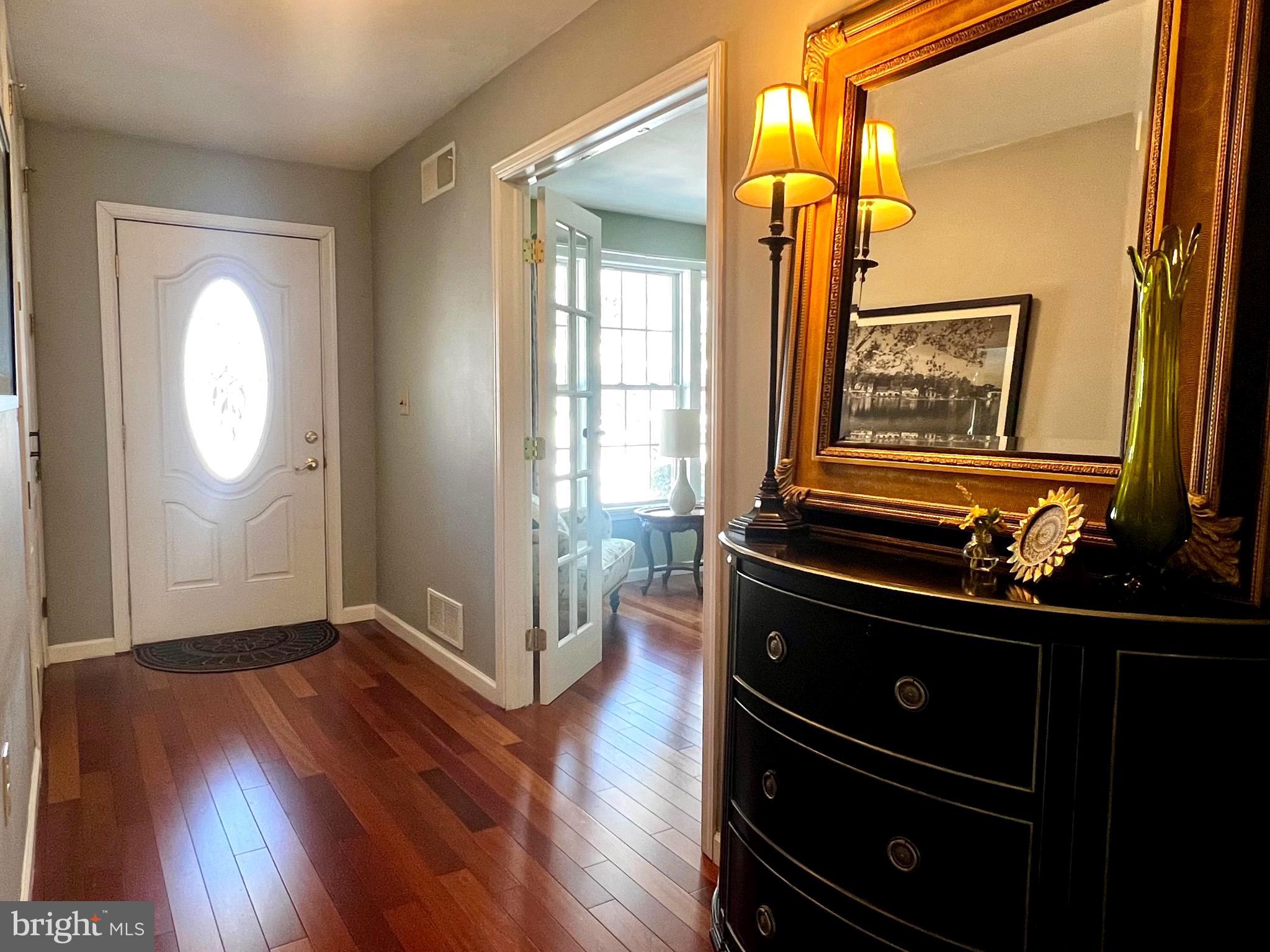 GLENN ACRES - Residential