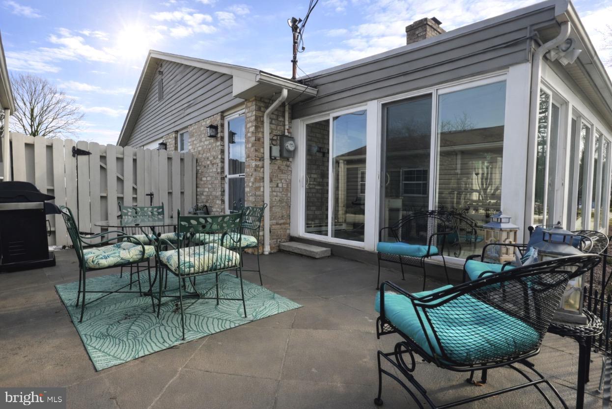 GLENN ACRES - Residential