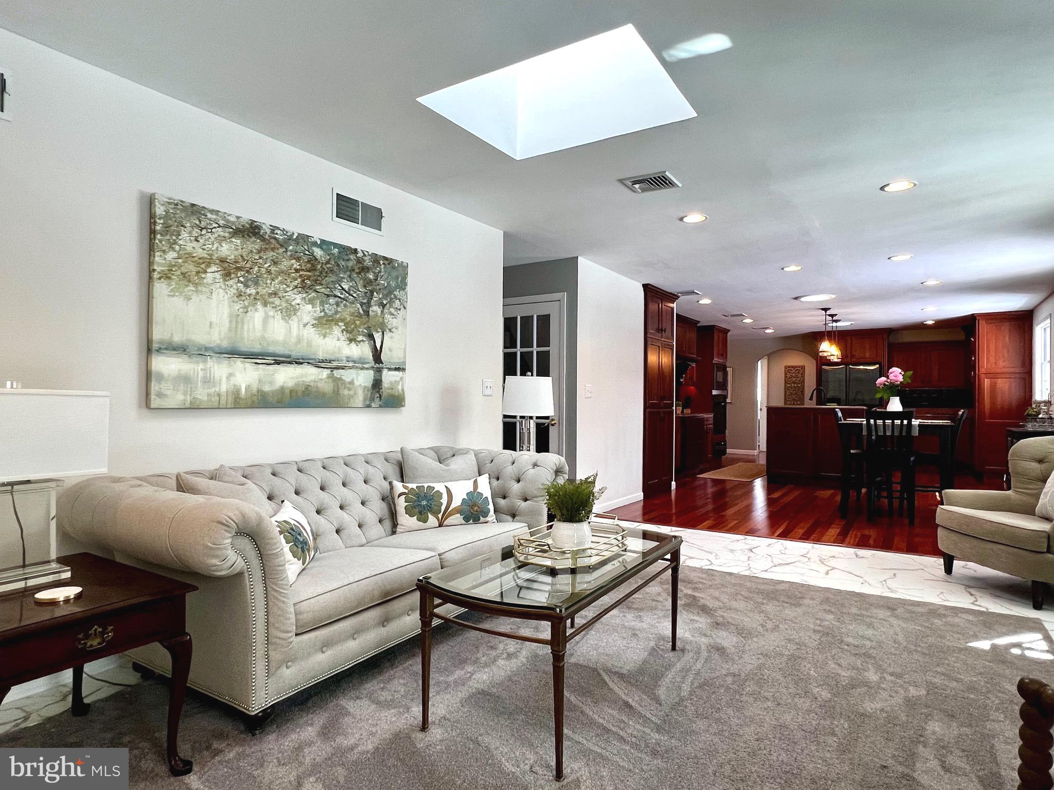 GLENN ACRES - Residential