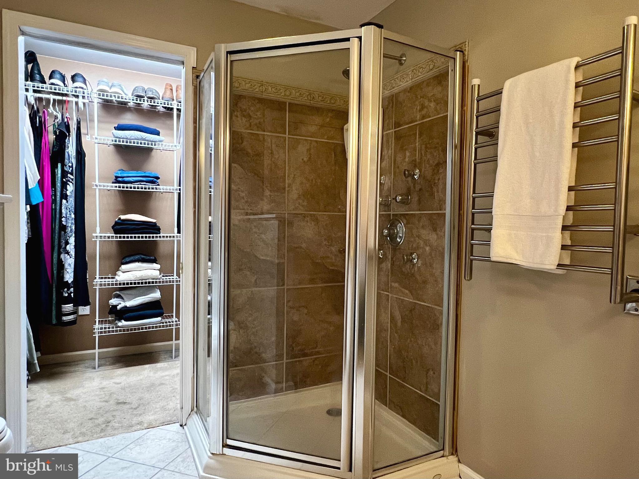 GLENN ACRES - Residential