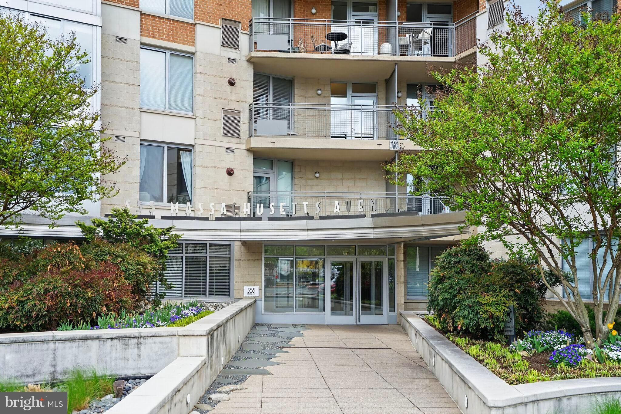555 MASSACHUSETTS AVENUE NW 1318