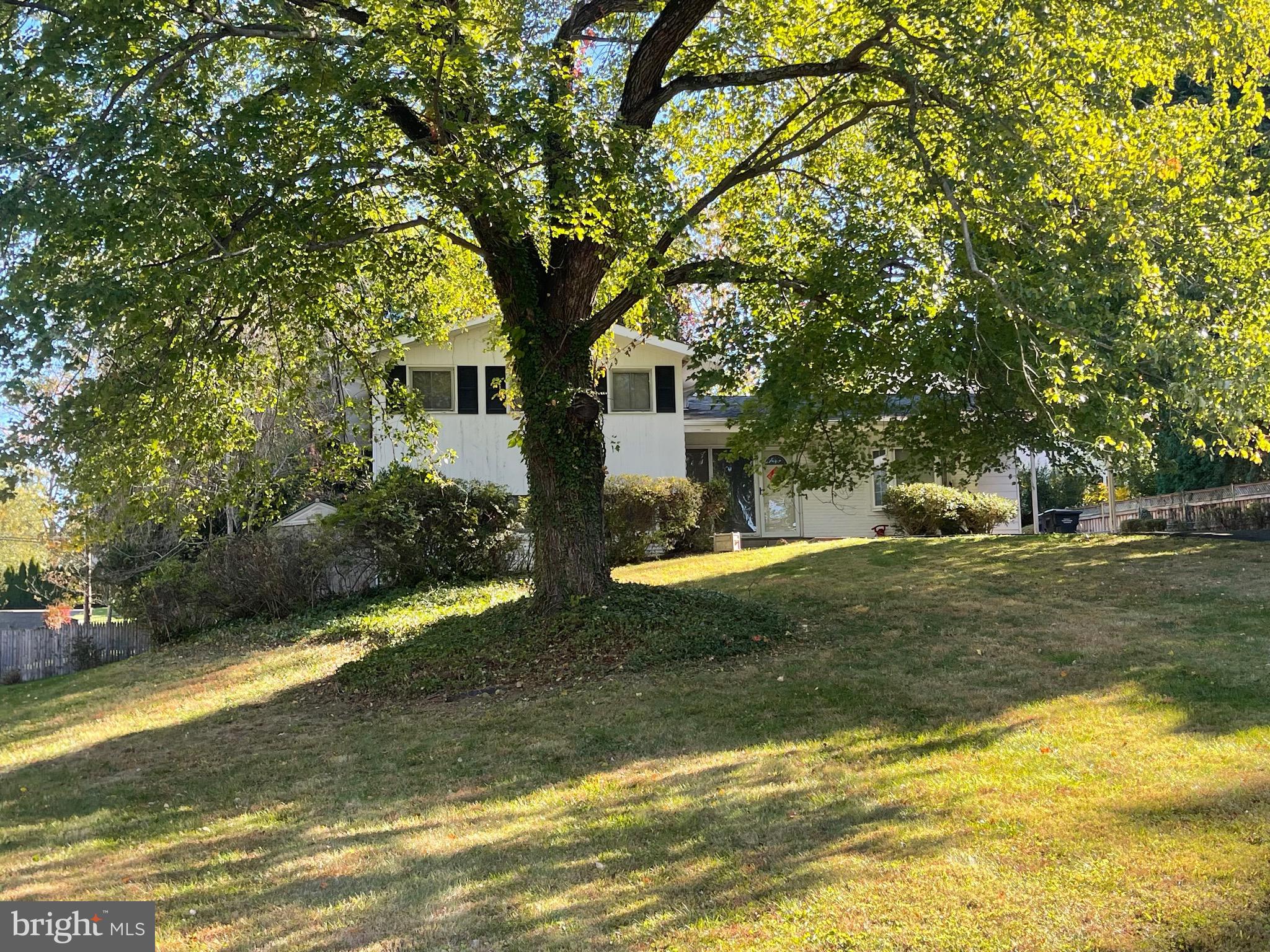 1101 CLOVER DRIVE