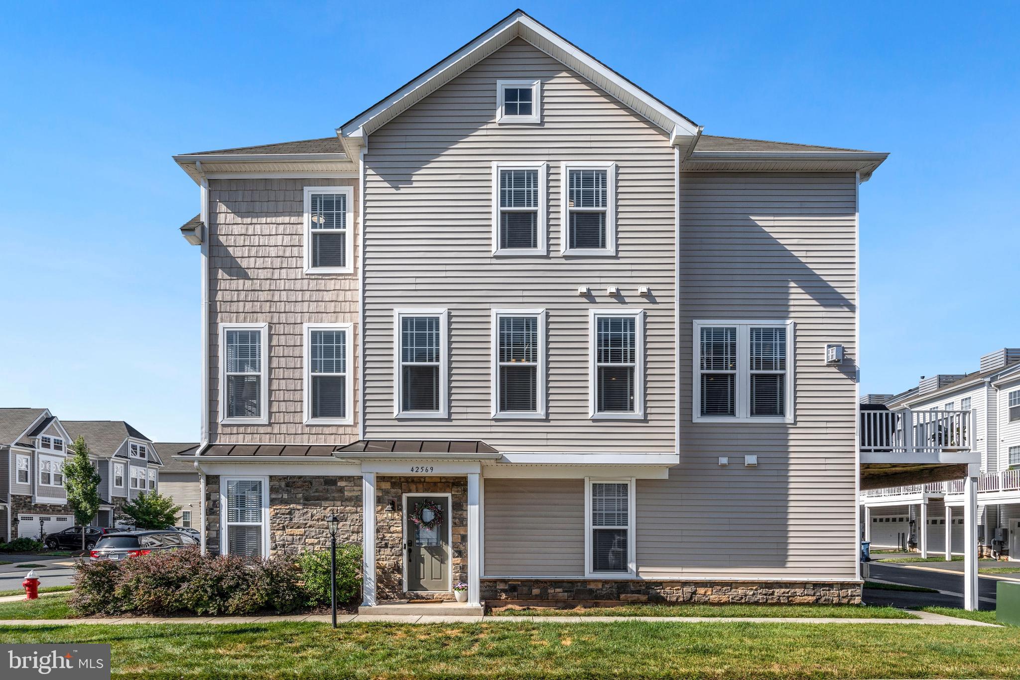 BRAMBLETON - Residential