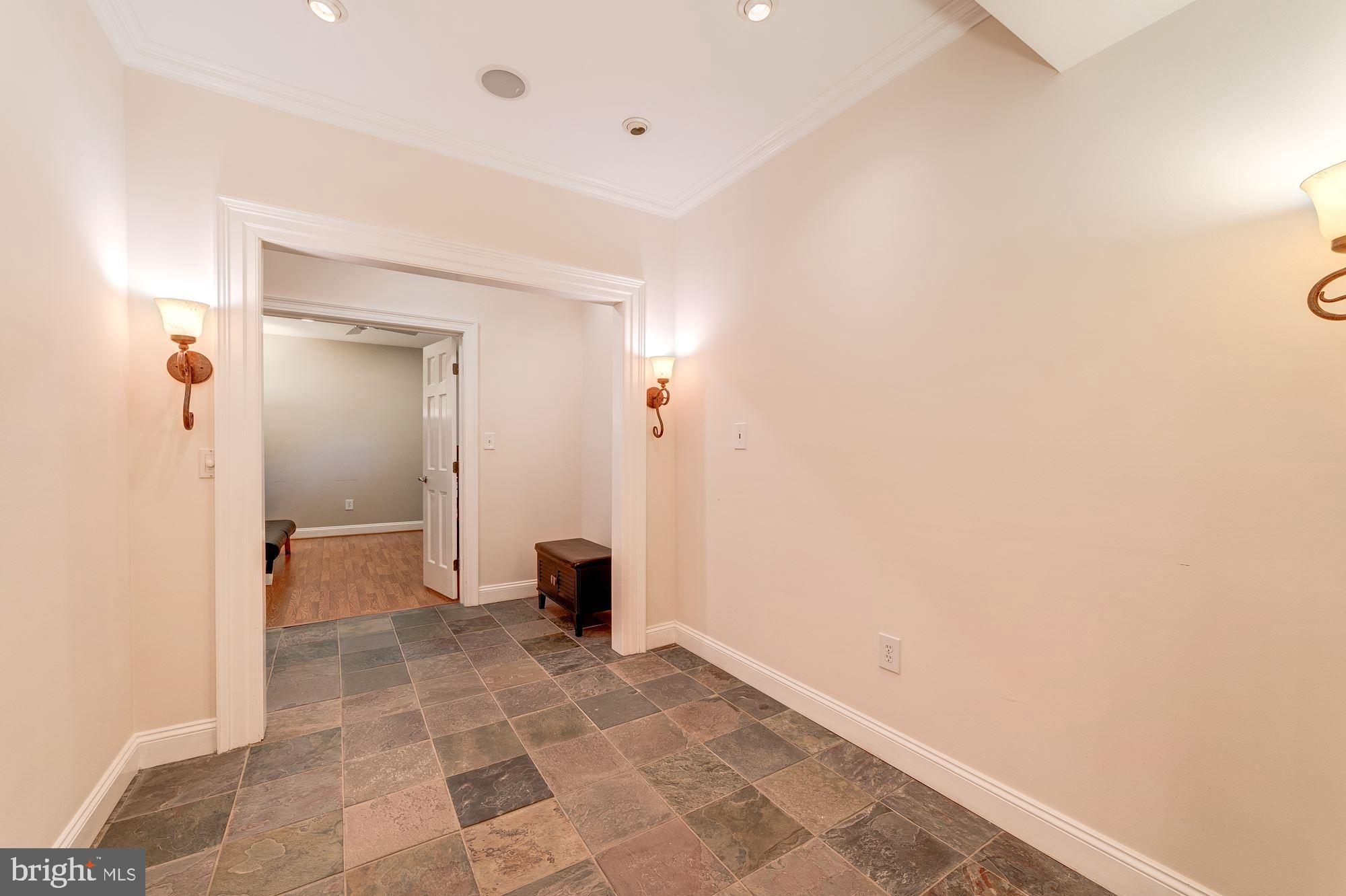 WEYANOKE - Residential