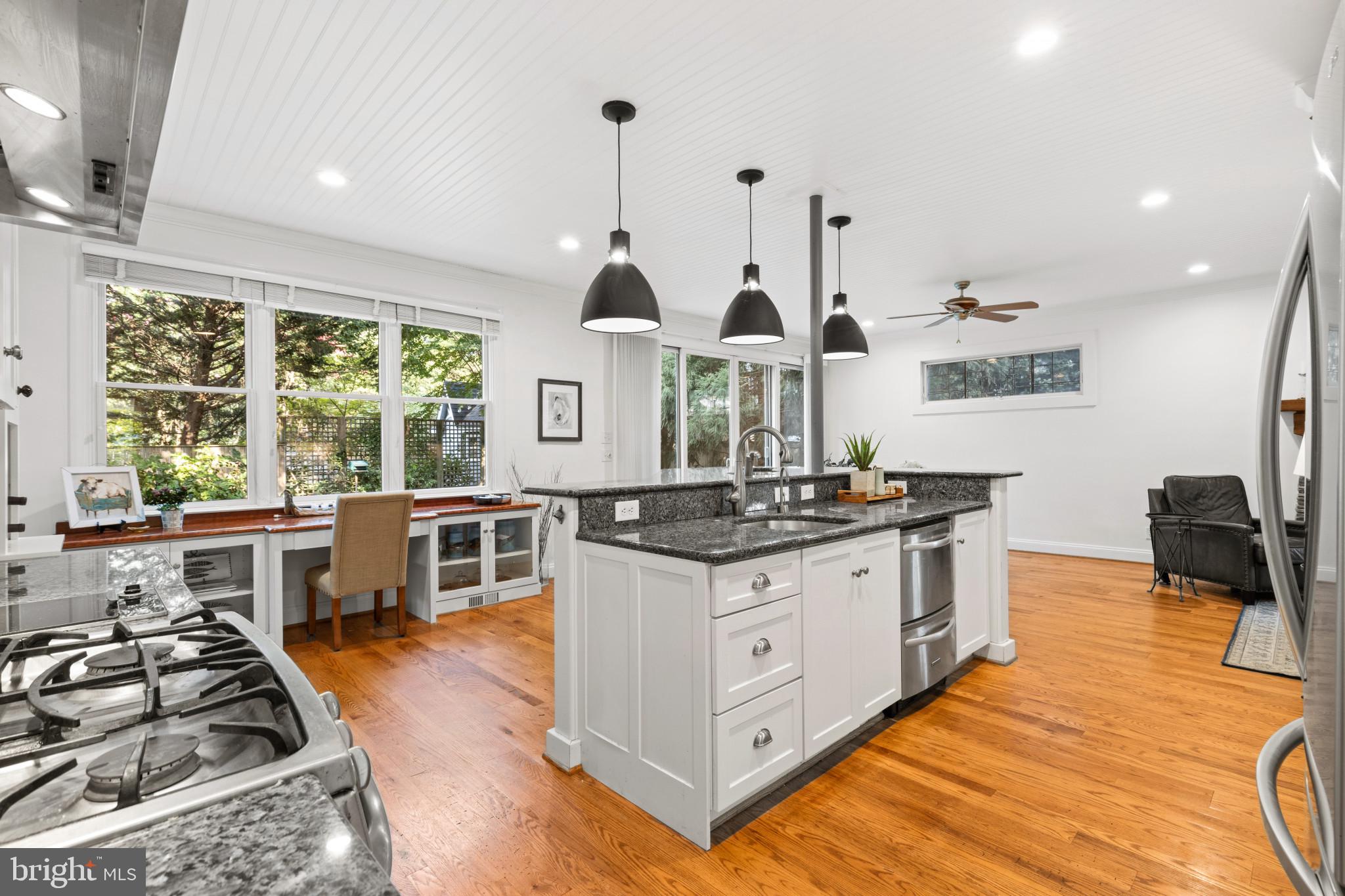 WEST ANNAPOLIS - Residential