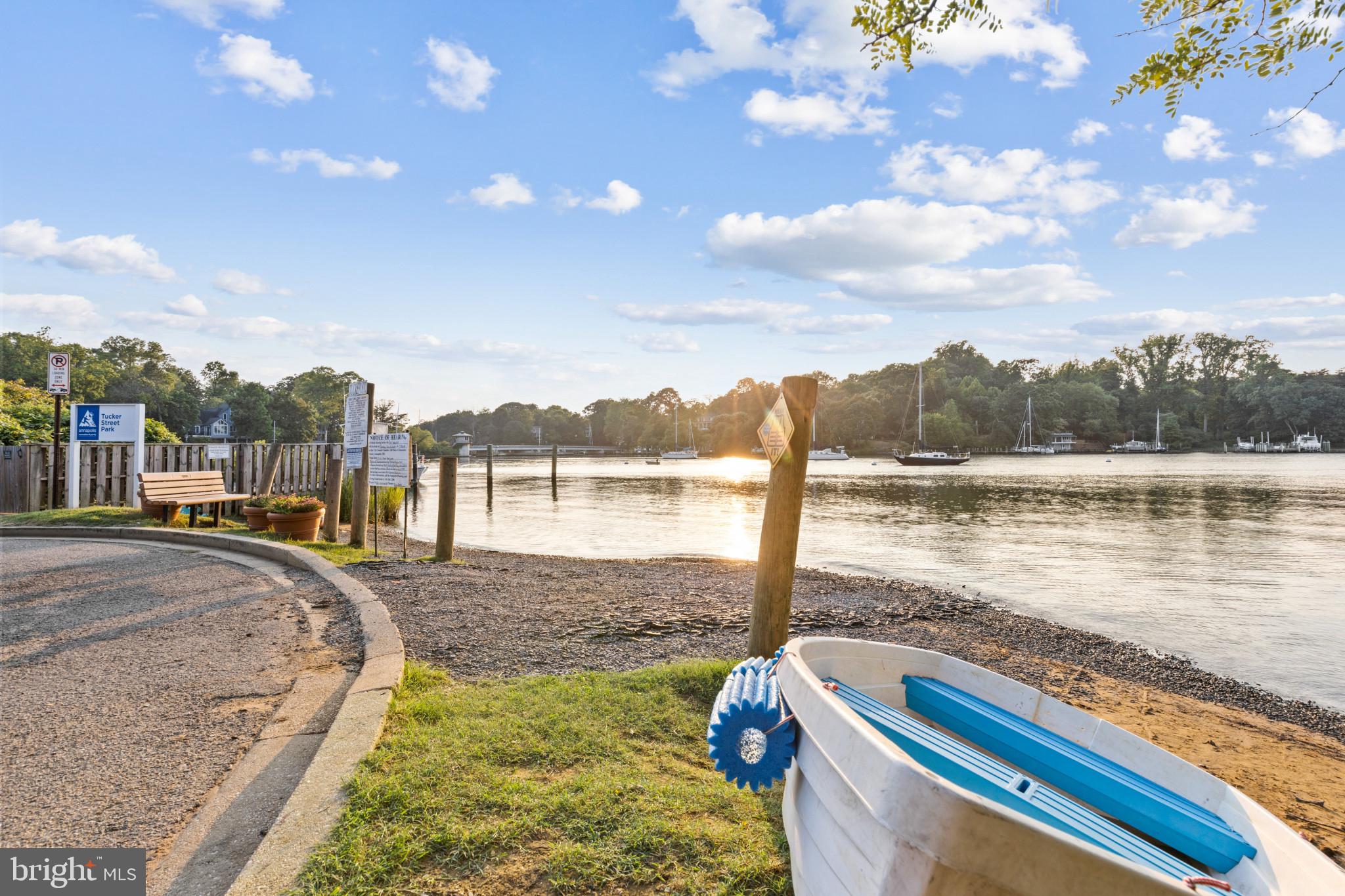 WEST ANNAPOLIS - Residential