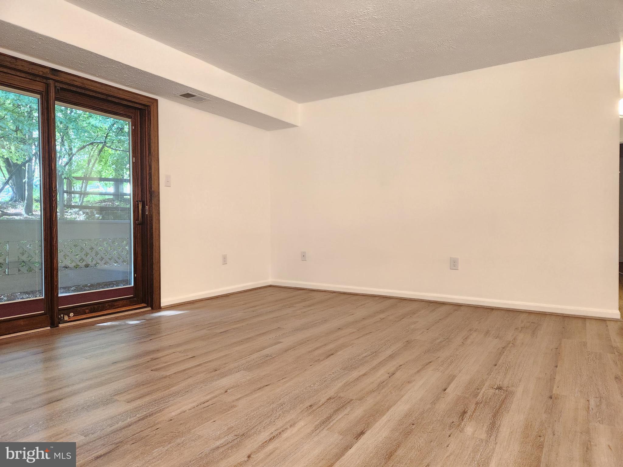 WINDBROOKE - Residential