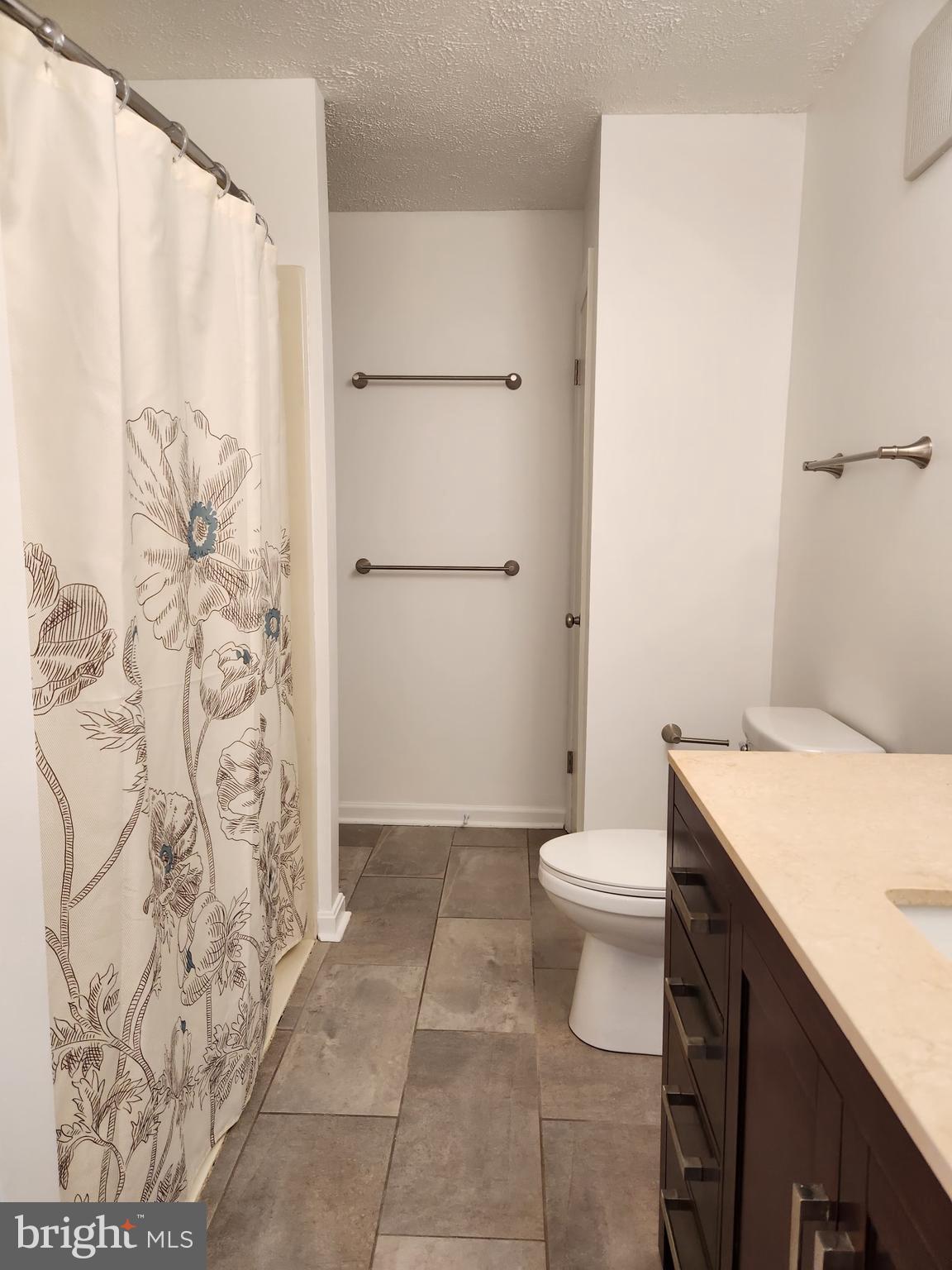 WINDBROOKE - Residential