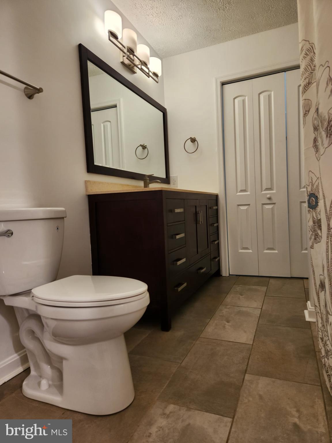 WINDBROOKE - Residential