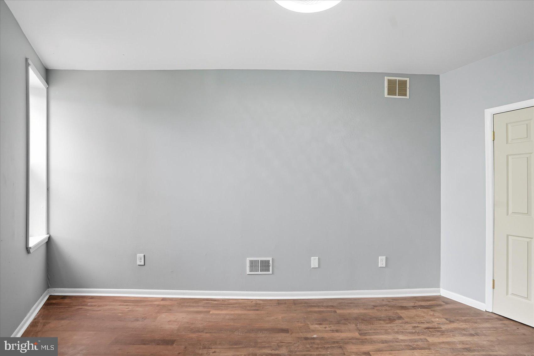 SANDTOWN-WINCHESTER - Residential