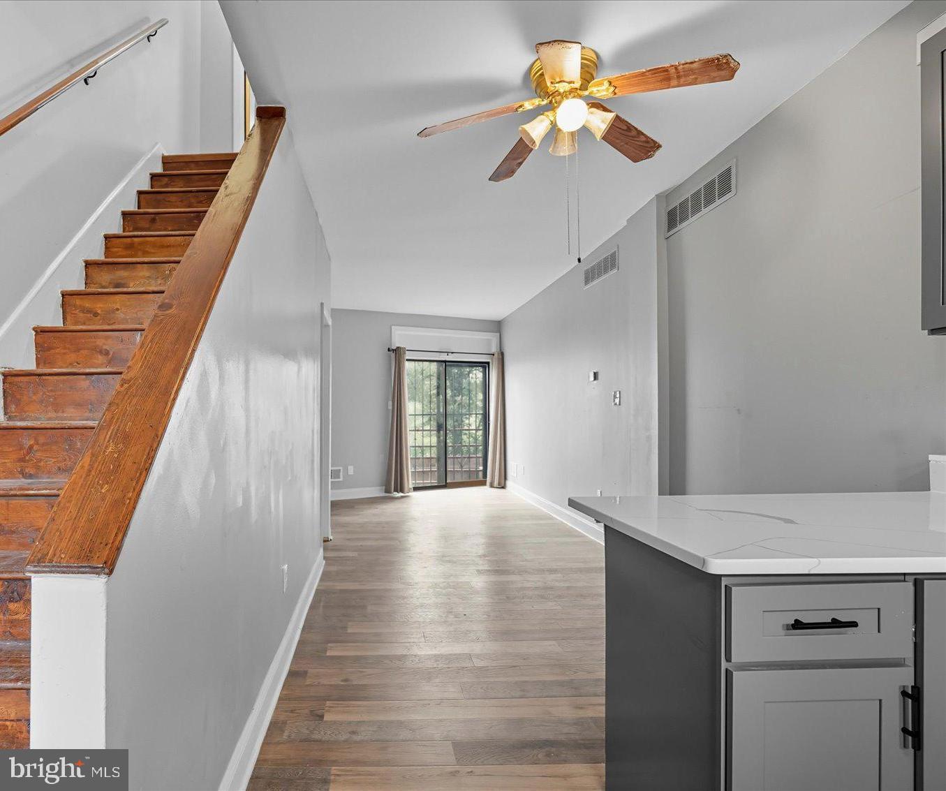 SANDTOWN-WINCHESTER - Residential