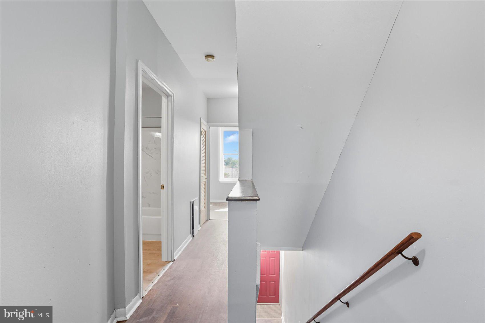 SANDTOWN-WINCHESTER - Residential