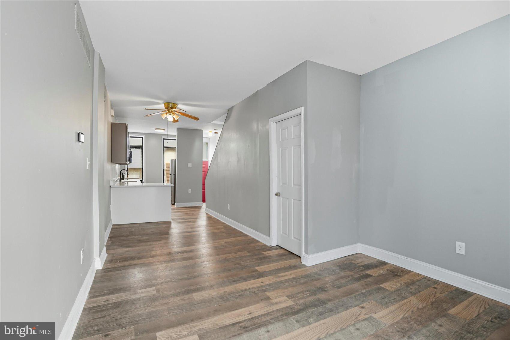 SANDTOWN-WINCHESTER - Residential