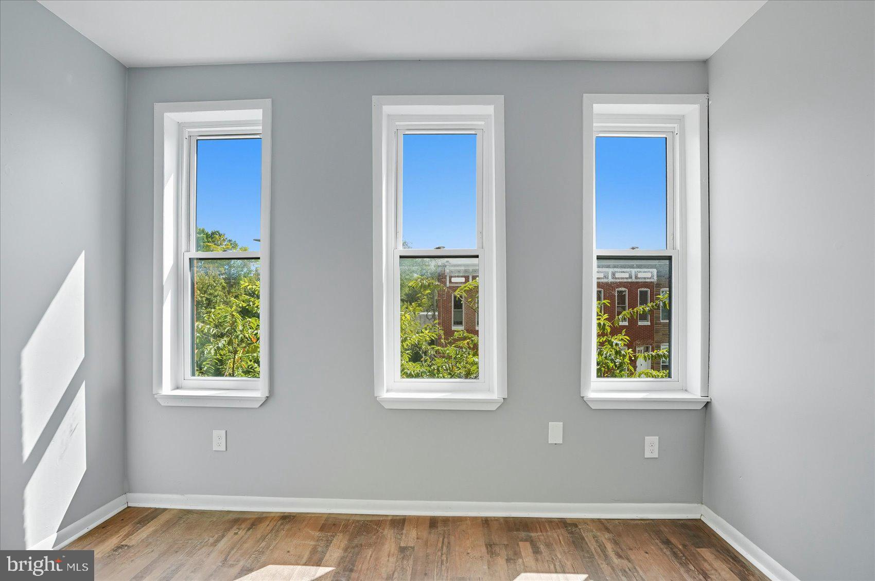 SANDTOWN-WINCHESTER - Residential