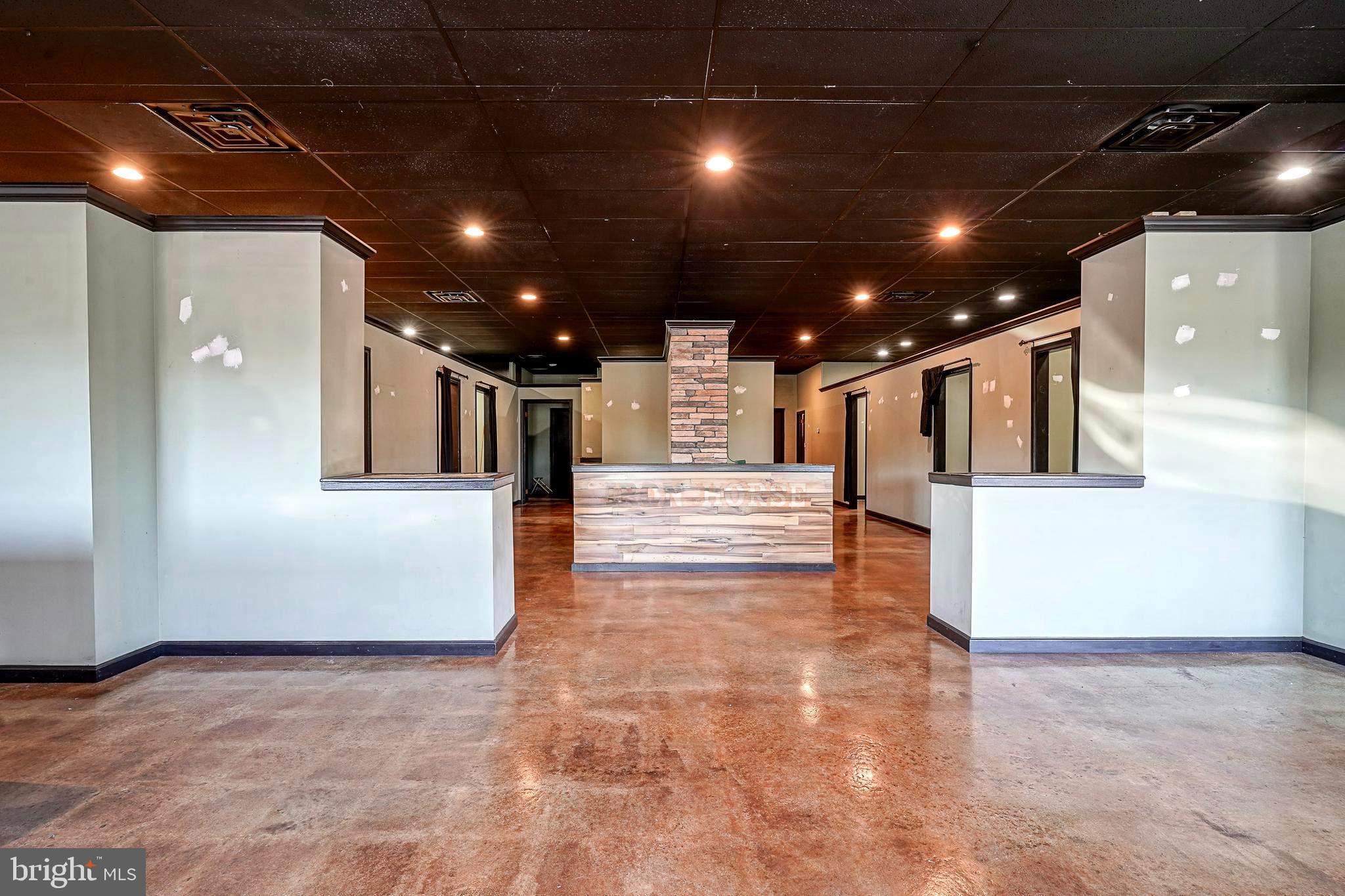 2037 S BLACK HORSE PIKE