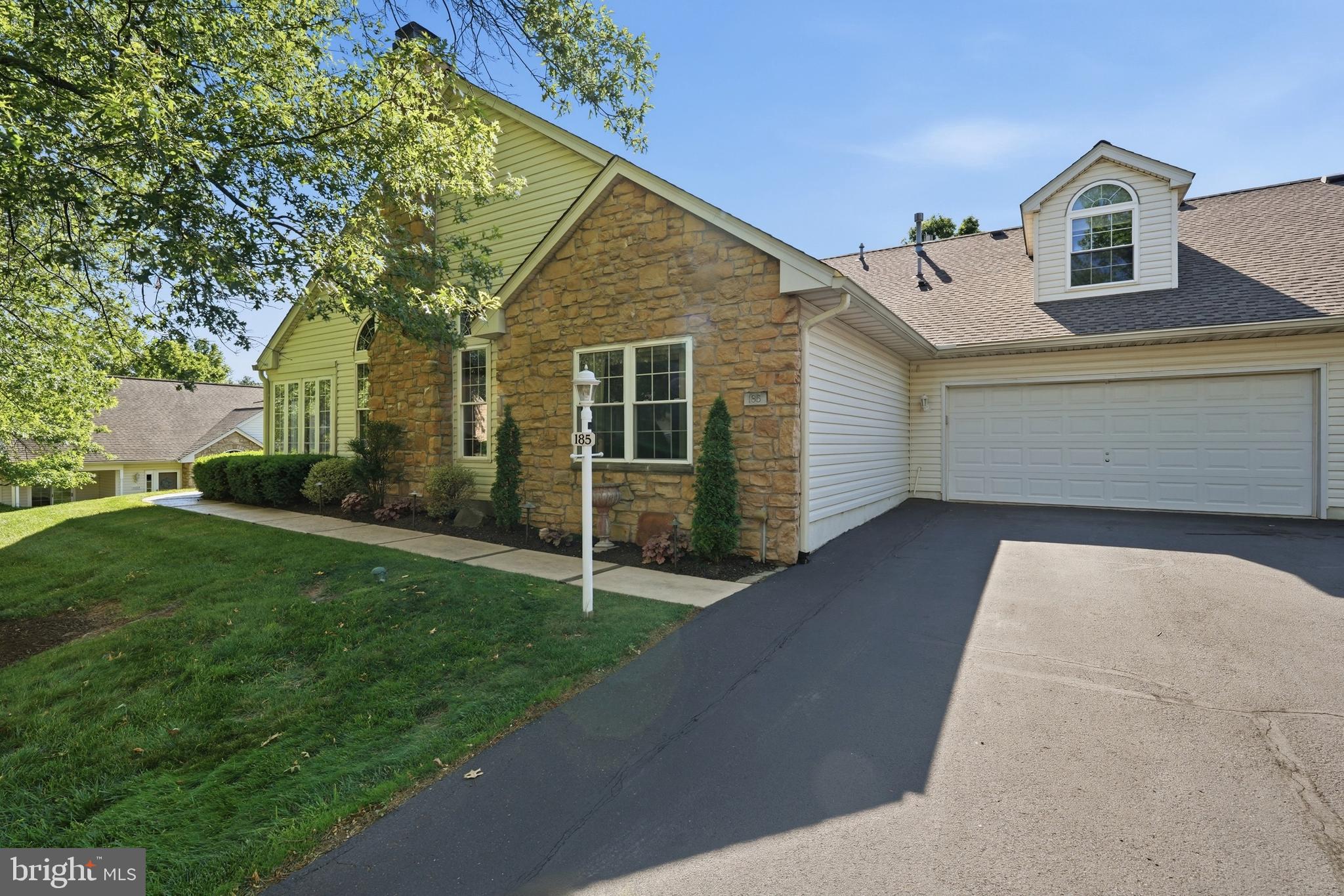 185 LIONS GATE CIRCLE