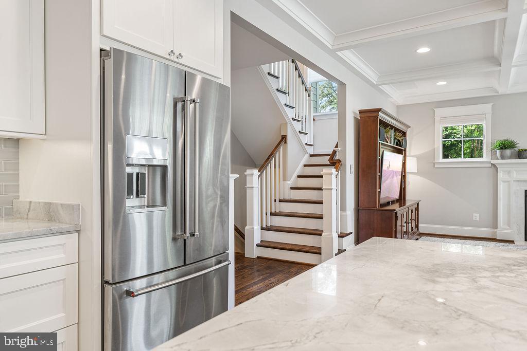 CHURCHILL - Residential