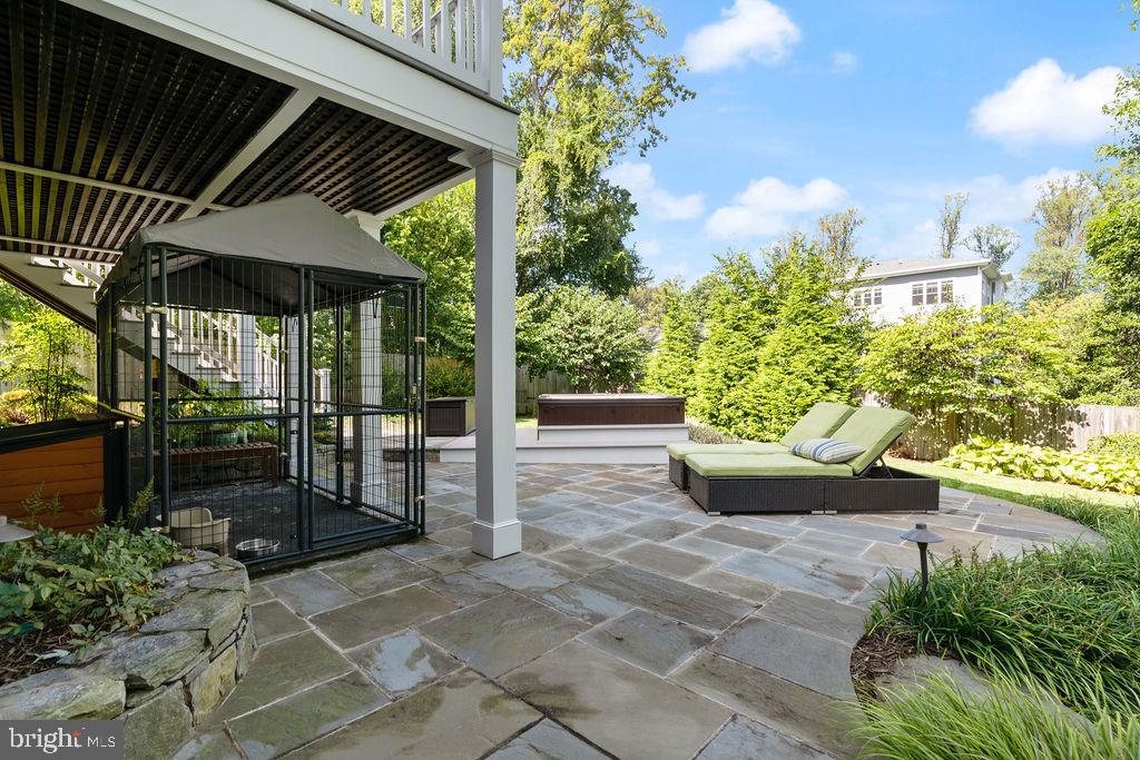 CHURCHILL - Residential