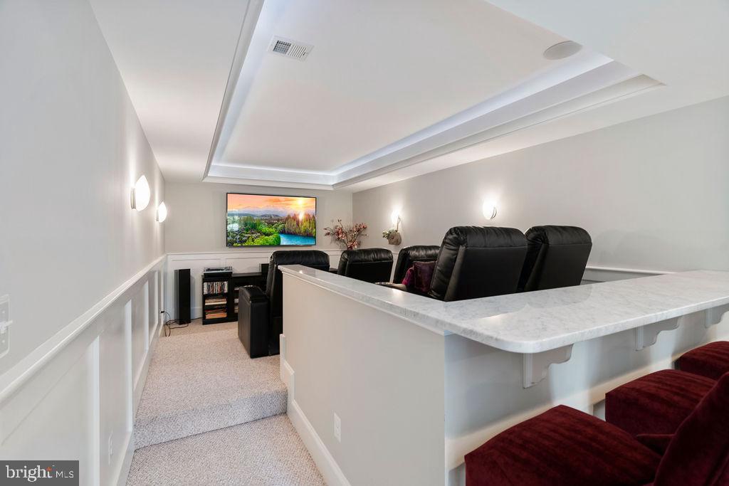 CHURCHILL - Residential