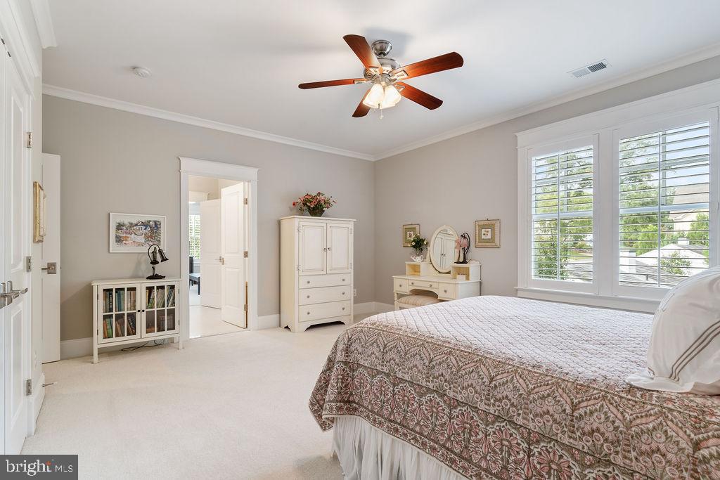 CHURCHILL - Residential