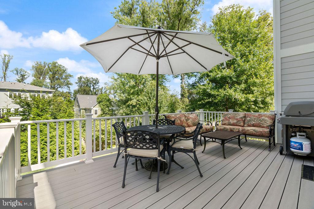 CHURCHILL - Residential