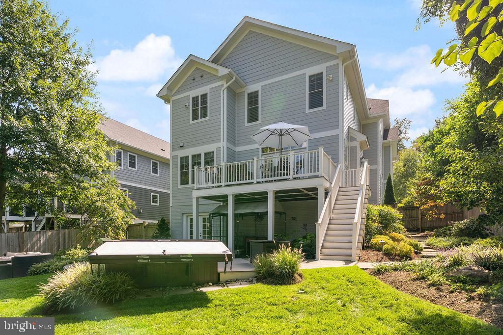 CHURCHILL - Residential