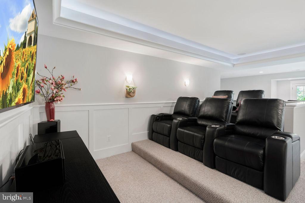 CHURCHILL - Residential