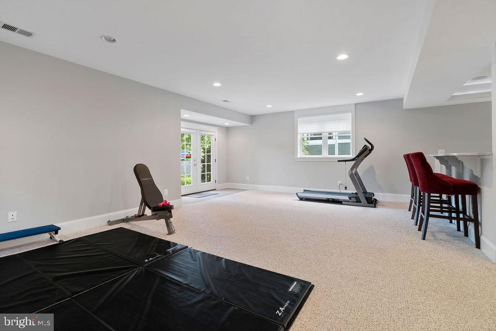 CHURCHILL - Residential