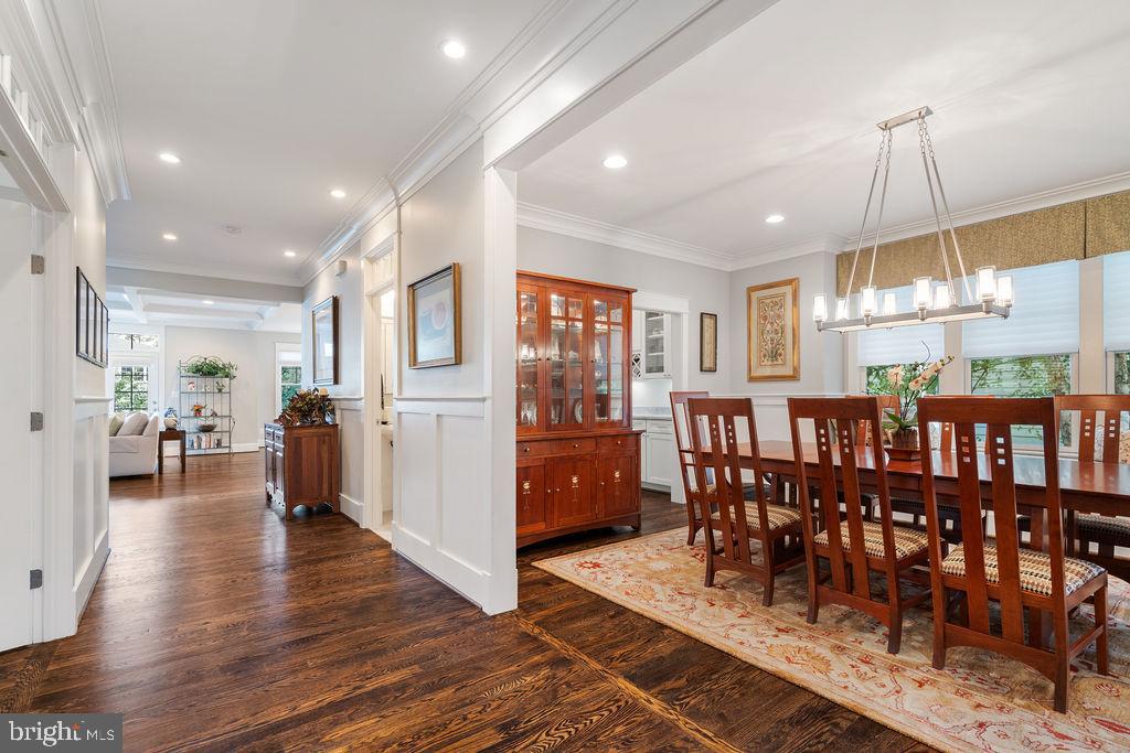 CHURCHILL - Residential